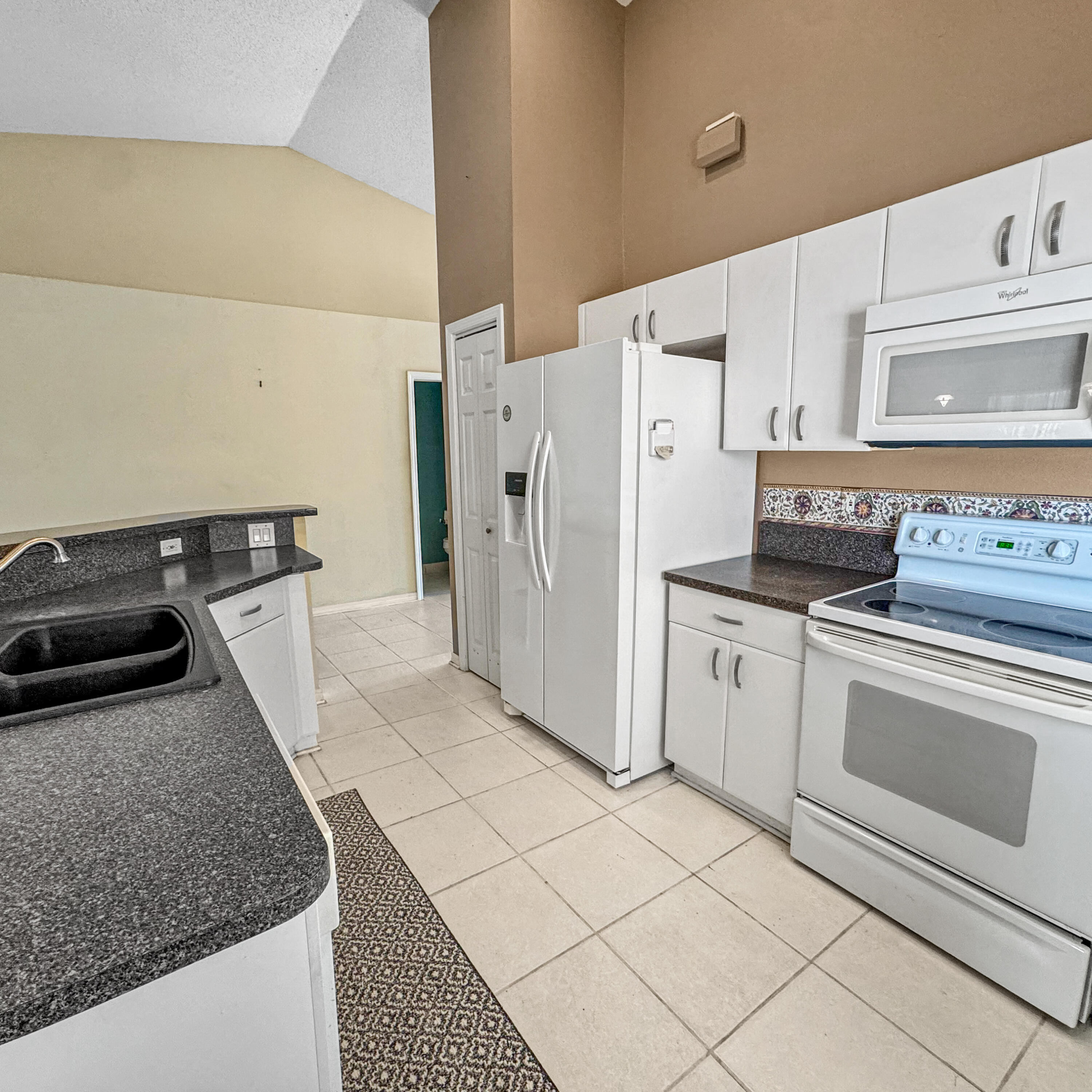 SUMMERWOOD - Residential