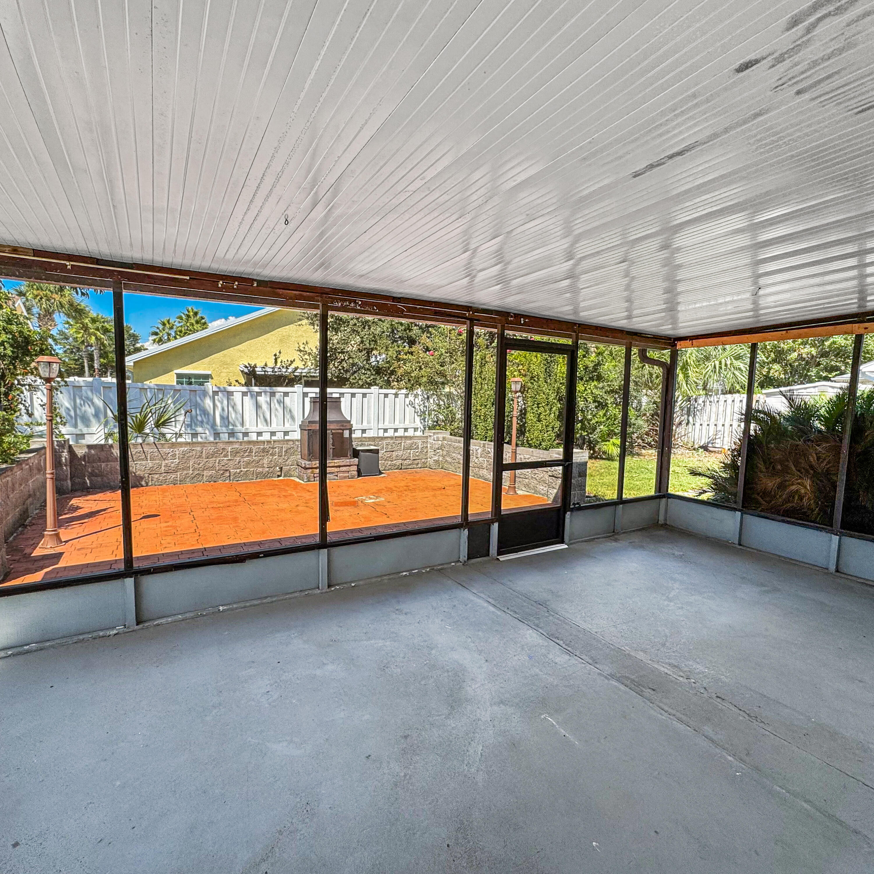 SUMMERWOOD - Residential