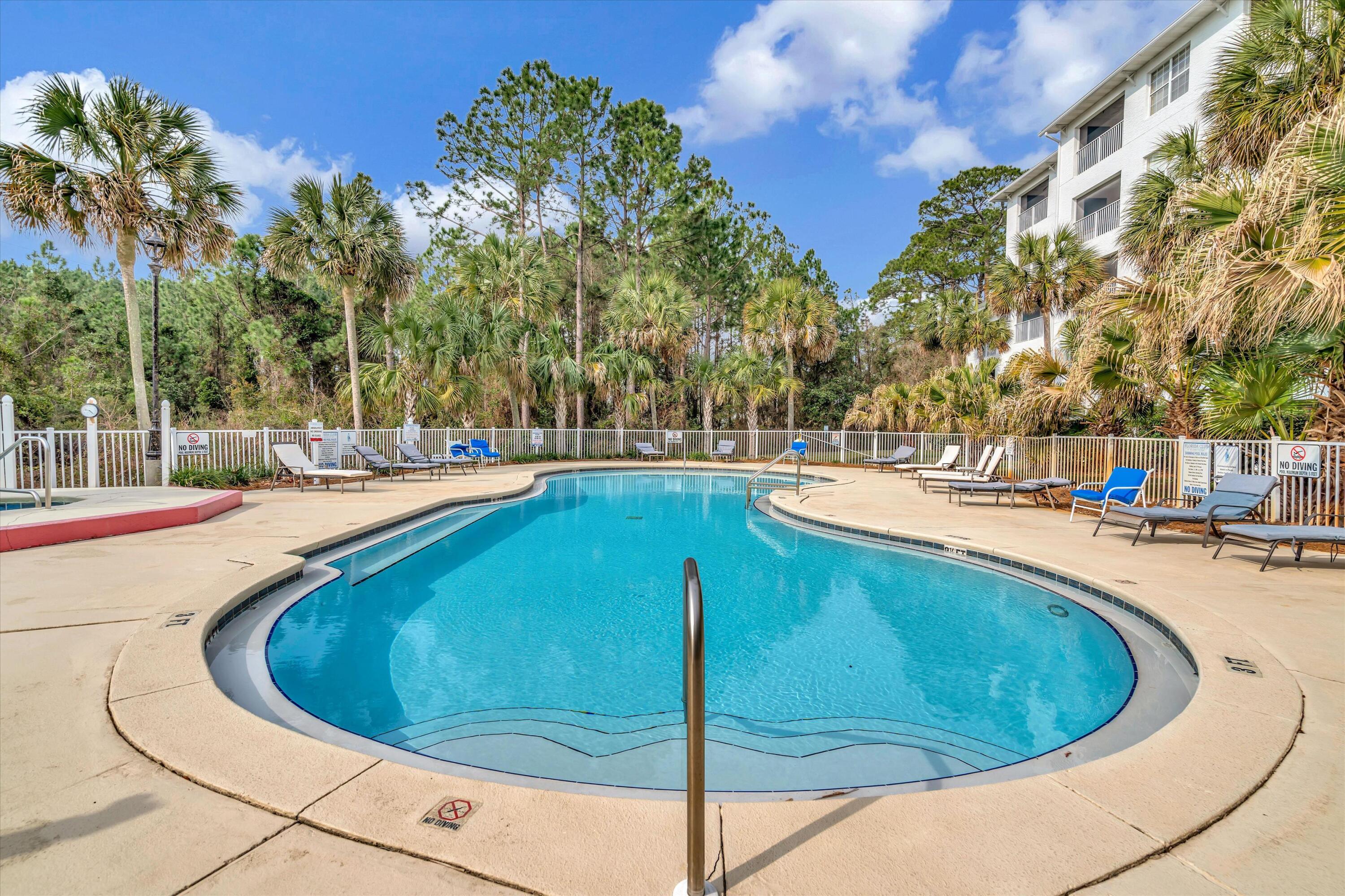 THE FLORIDA CLUB - Residential