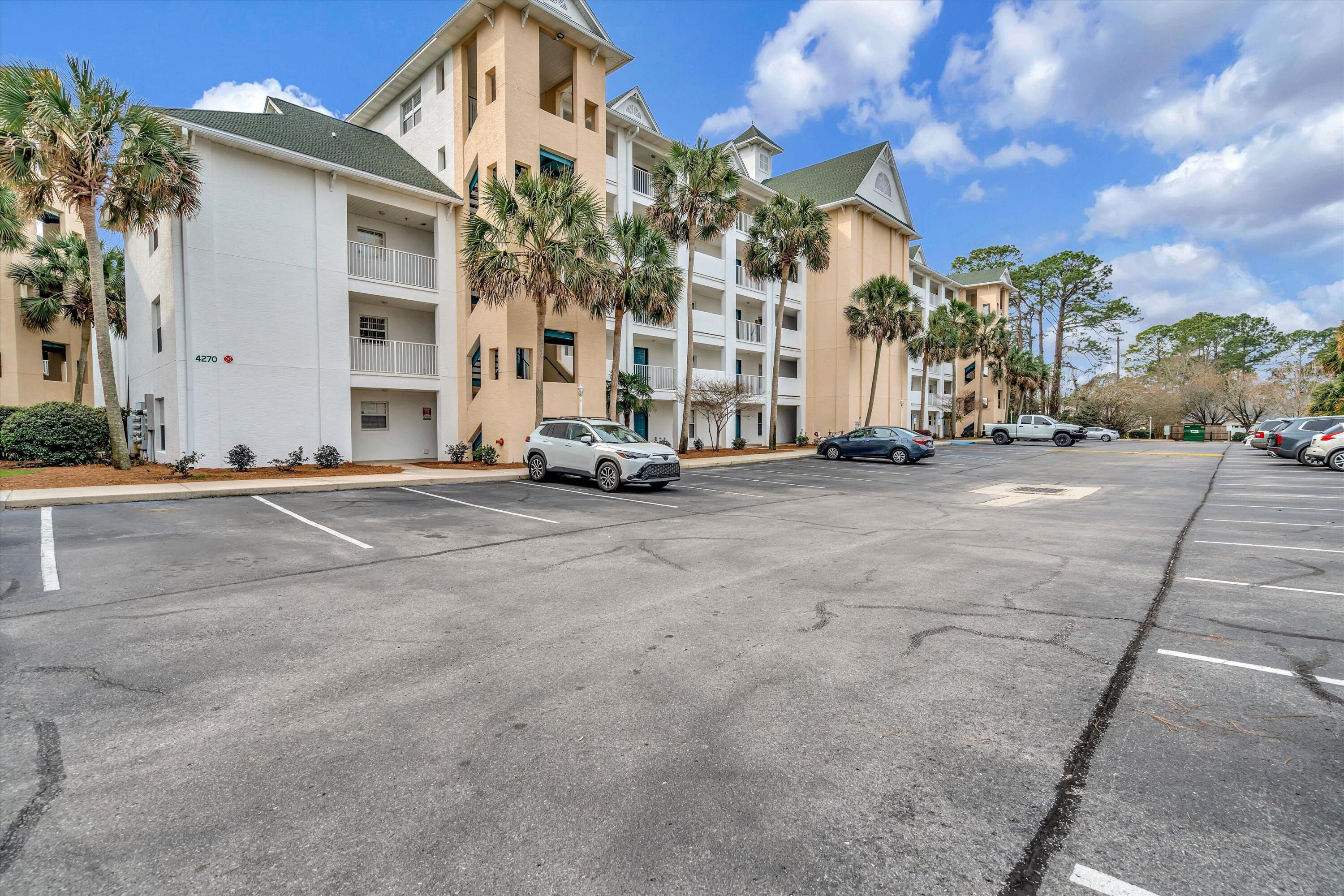 THE FLORIDA CLUB - Residential