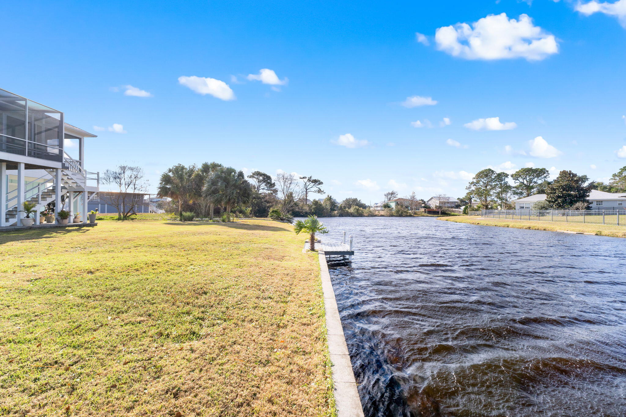 GRANDE LAGOON WEST - Residential