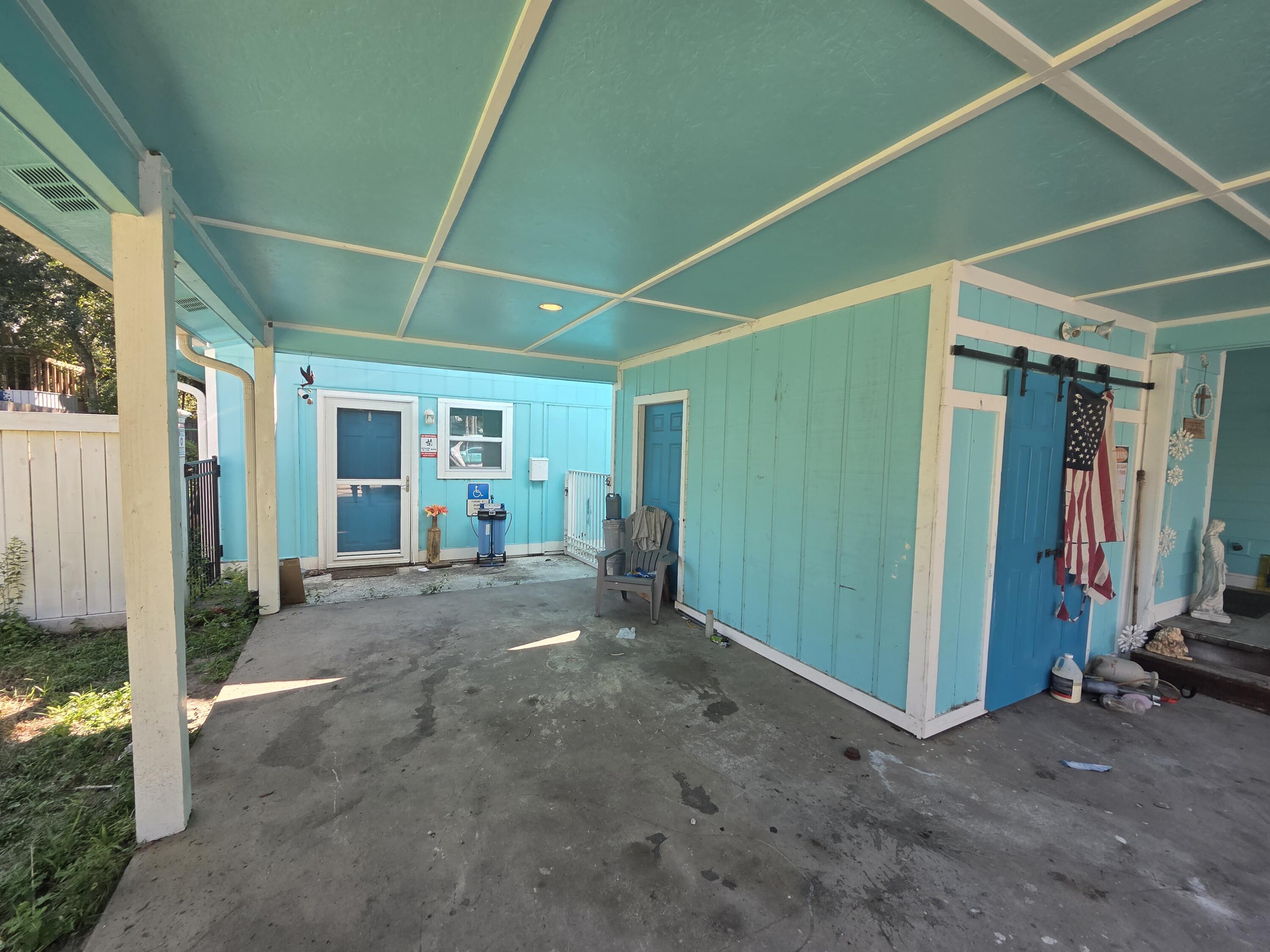 NO RECORDED SUBDIVISION - Residential