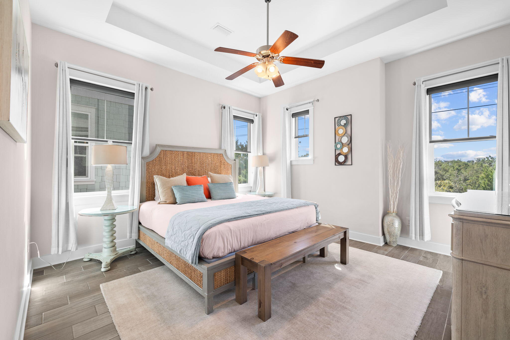 PROMINENCE - Residential