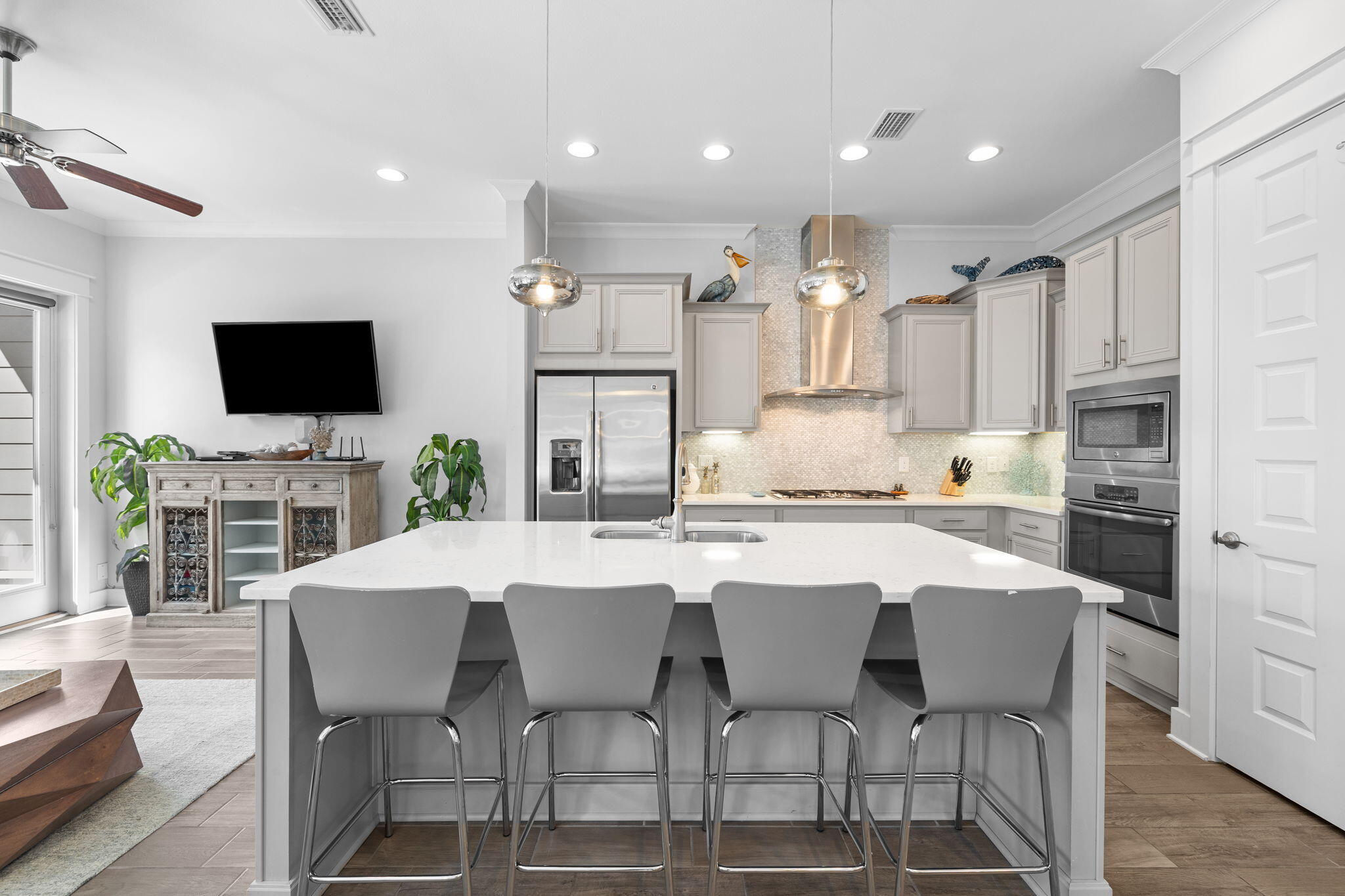 PROMINENCE - Residential