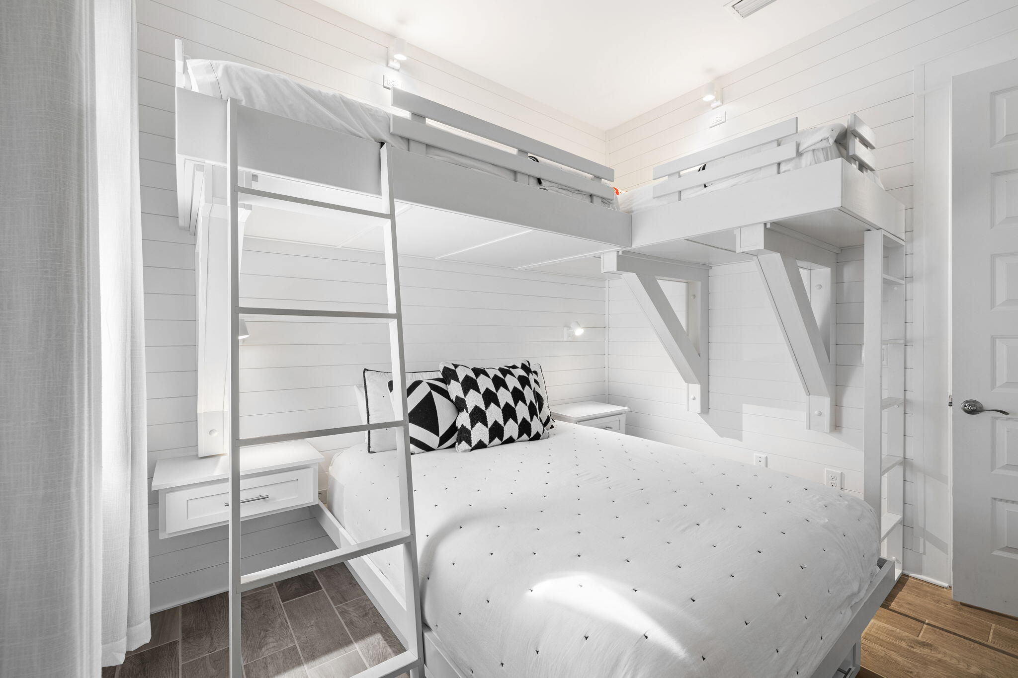 PROMINENCE - Residential