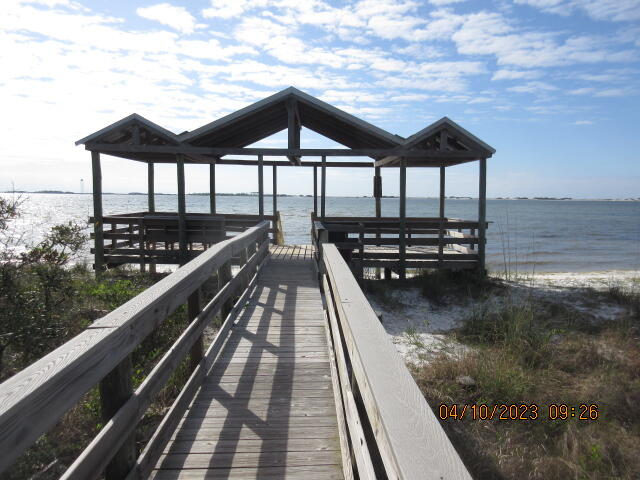 BISCAYNE POINTE - Residential