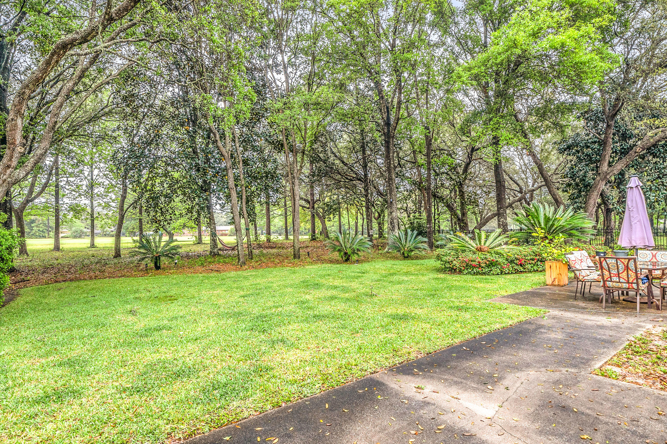 ROCKY BAYOU COUNTRY CLUB ESTATES 1 - Residential