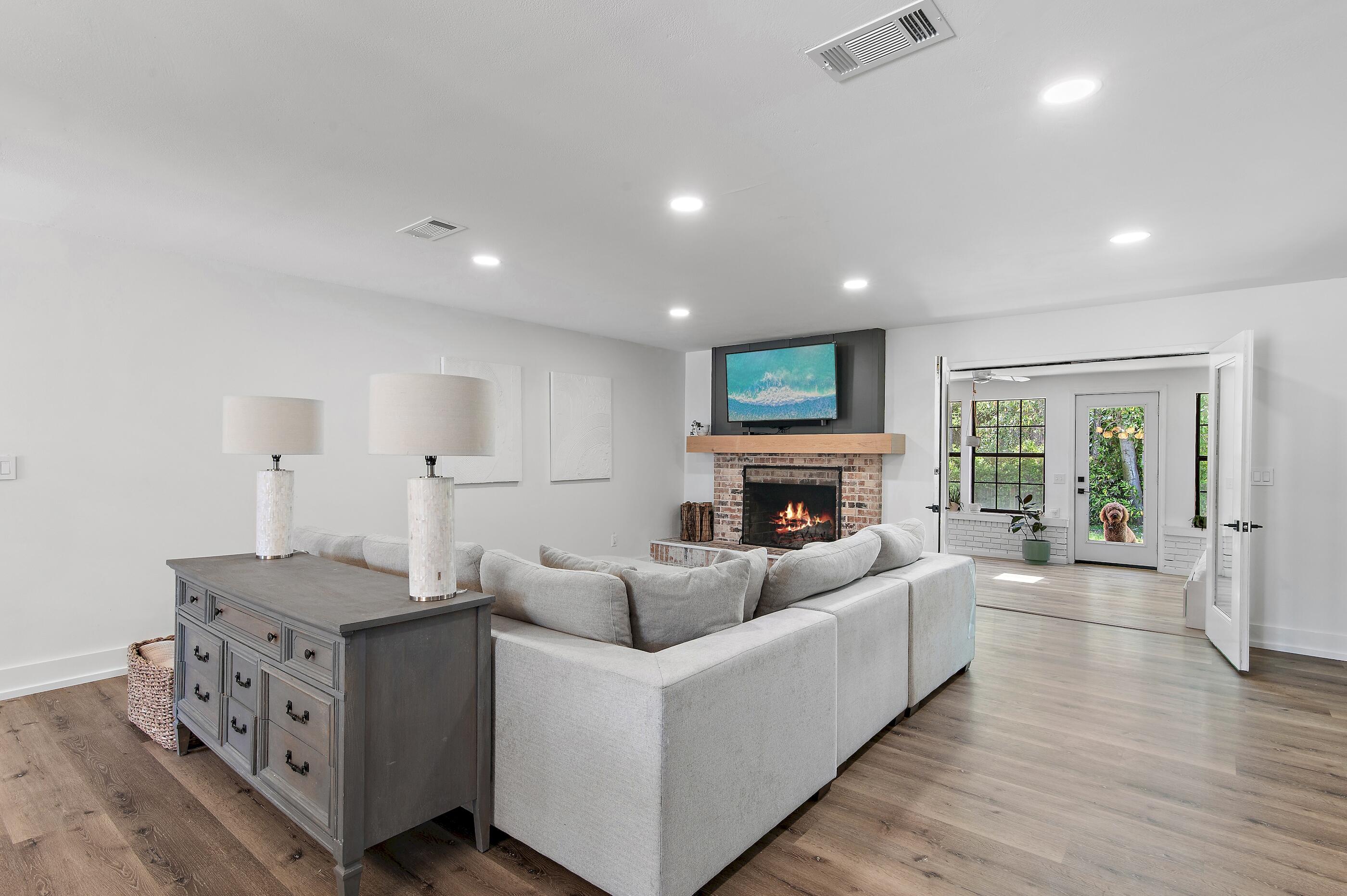 INDIAN BAYOU - Residential