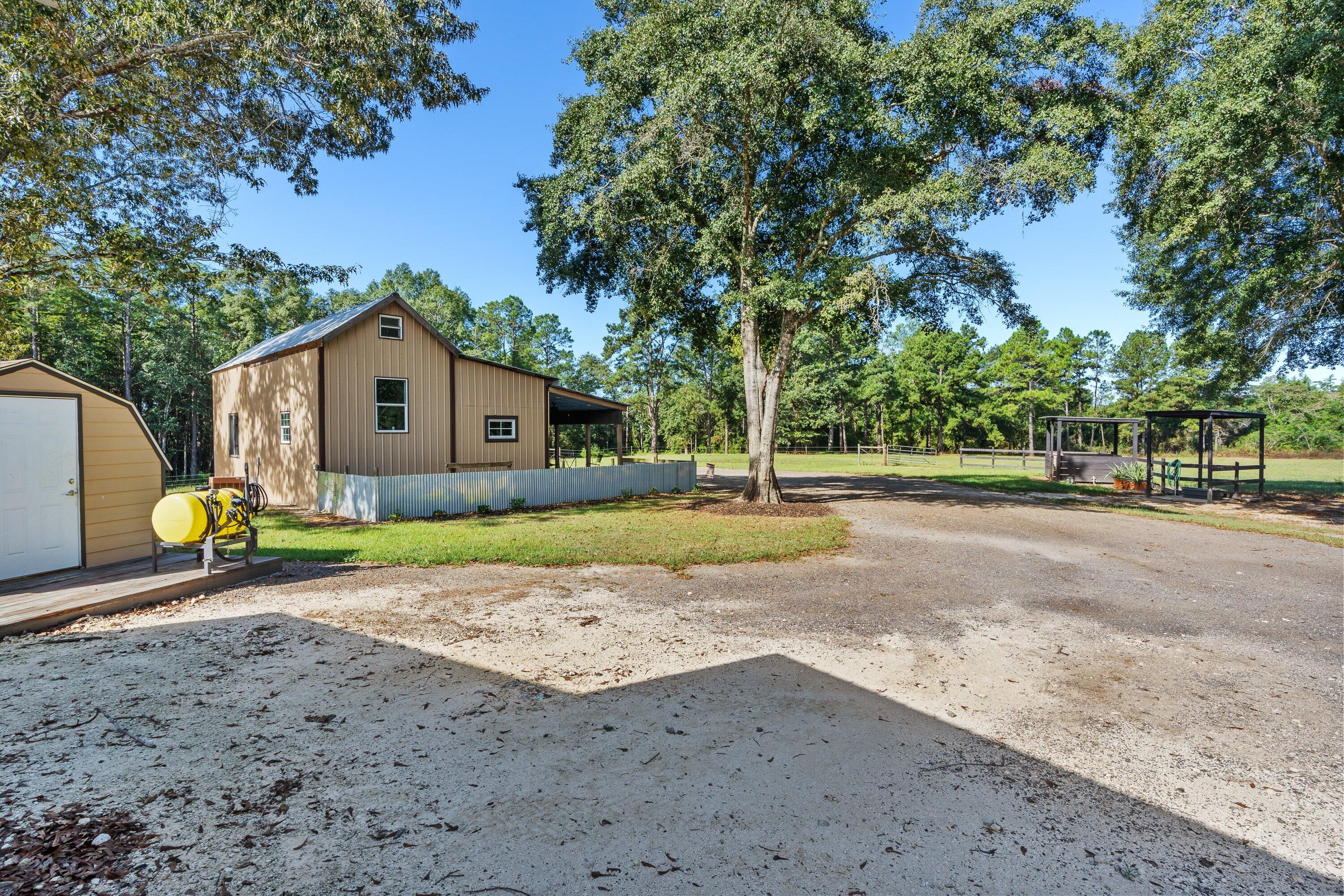 METES & BOUNDS - Residential