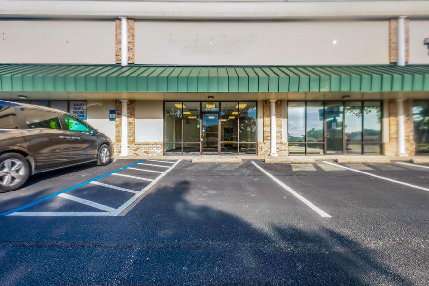 Retail/Office space located near Hurlburt Field in West Fort Walton Beach! The space has a daily traffic count of 32,000 and is located between Hurlburt Field, Eglin AFB and downtown Fort Walton Beach. The unit has 800 rentable square footage. The property has plenty of open, storefront parking, security cameras, and onsite management office. Rent includes water & sewer utilities, along with common area maintenance. Schedule your showing today!