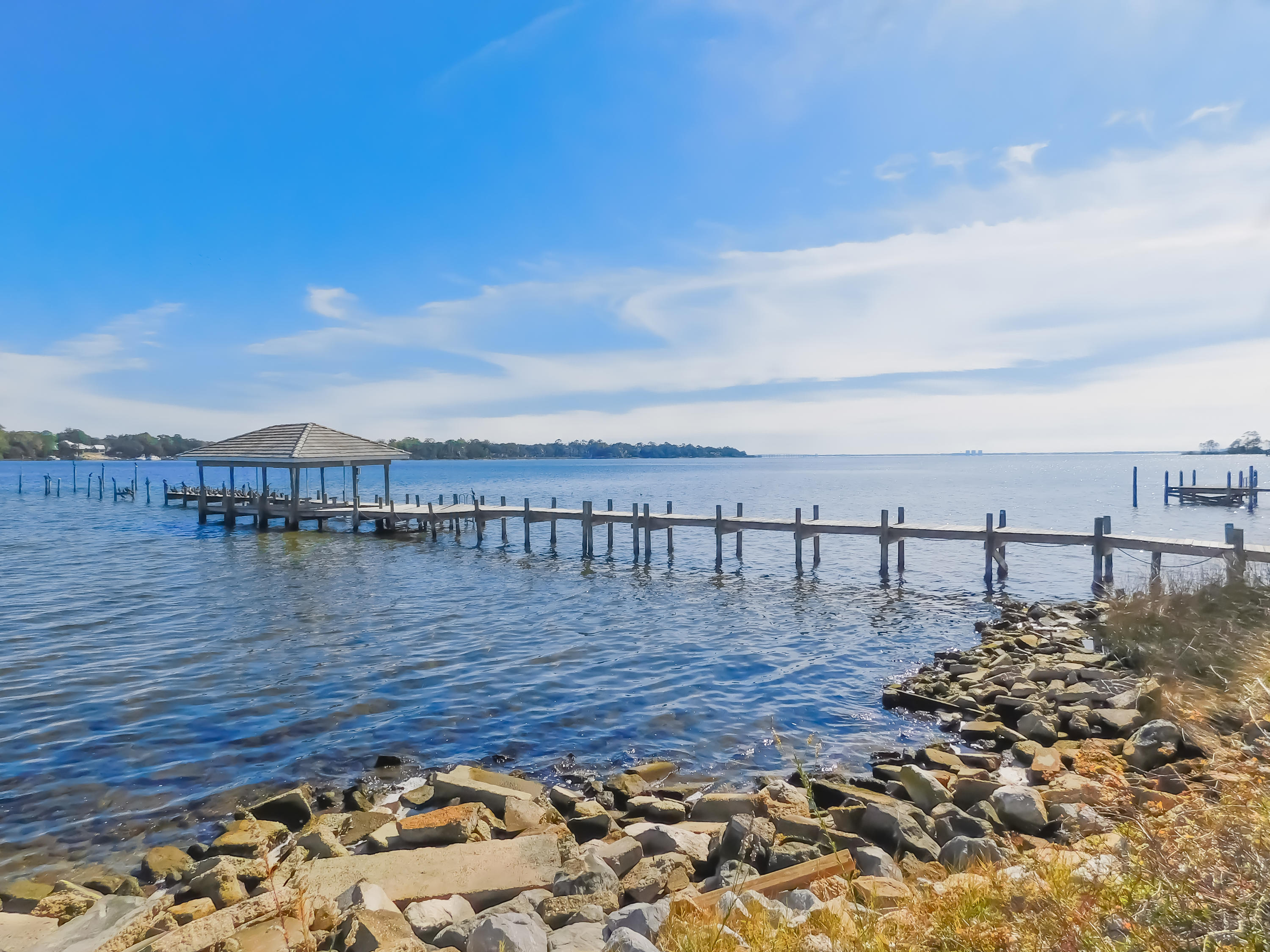 VALPARAISO PINECREST 6 - Residential