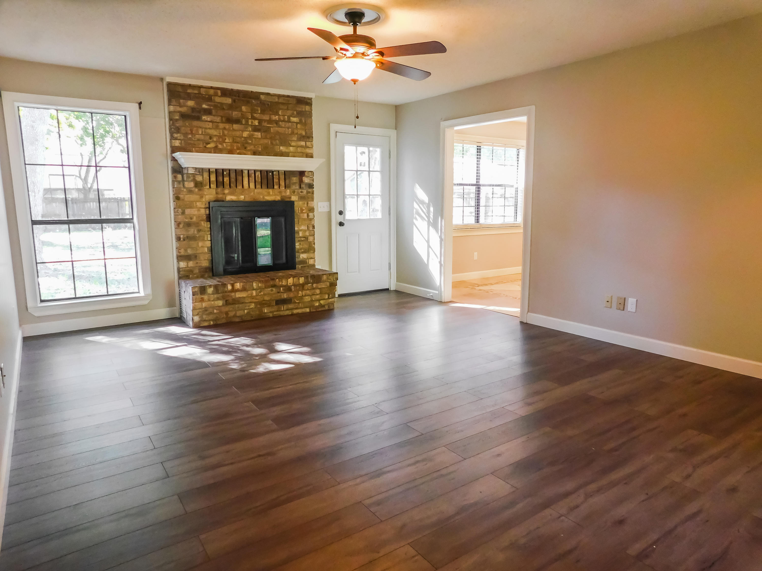 VALPARAISO PINECREST 6 - Residential