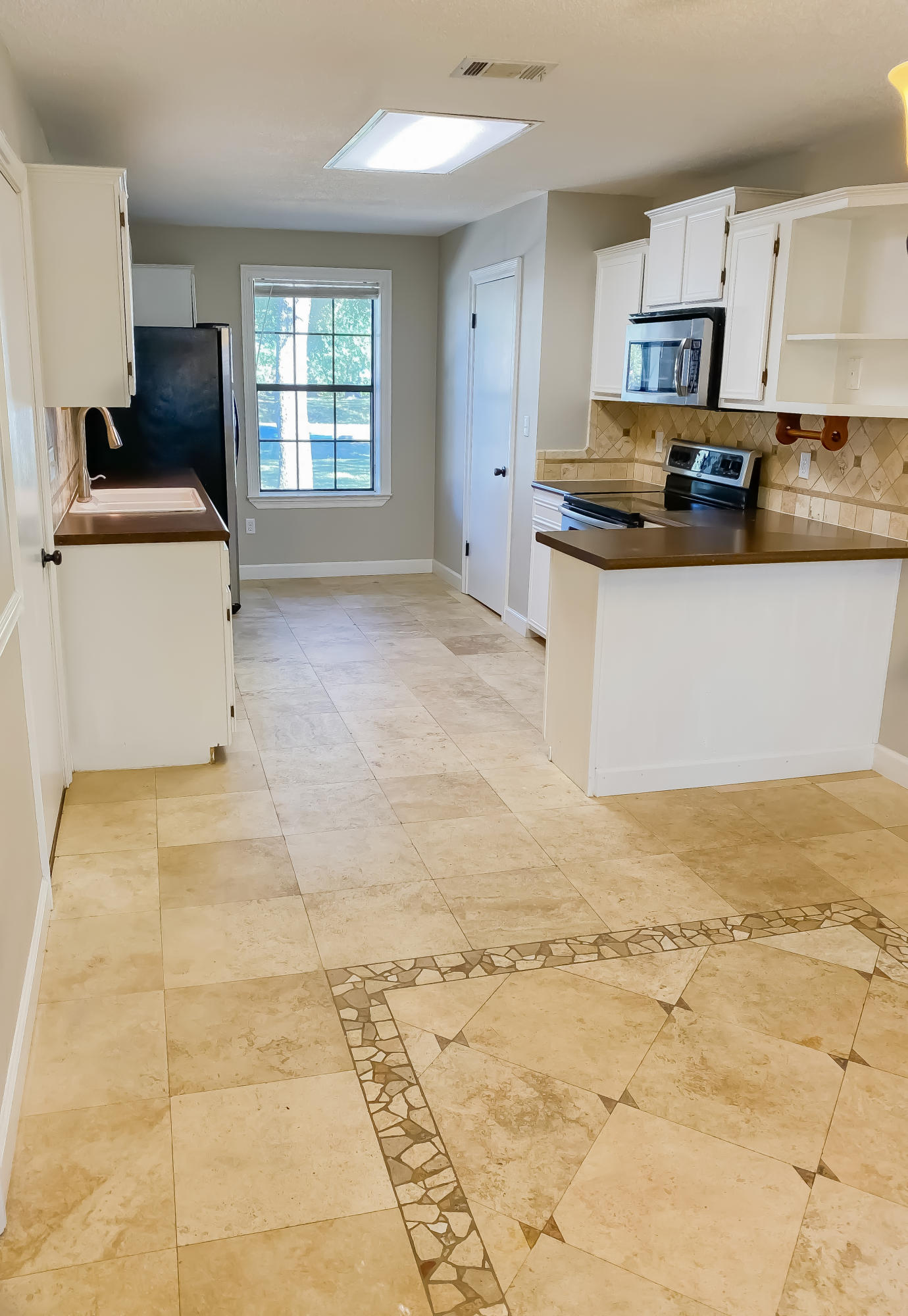 VALPARAISO PINECREST 6 - Residential