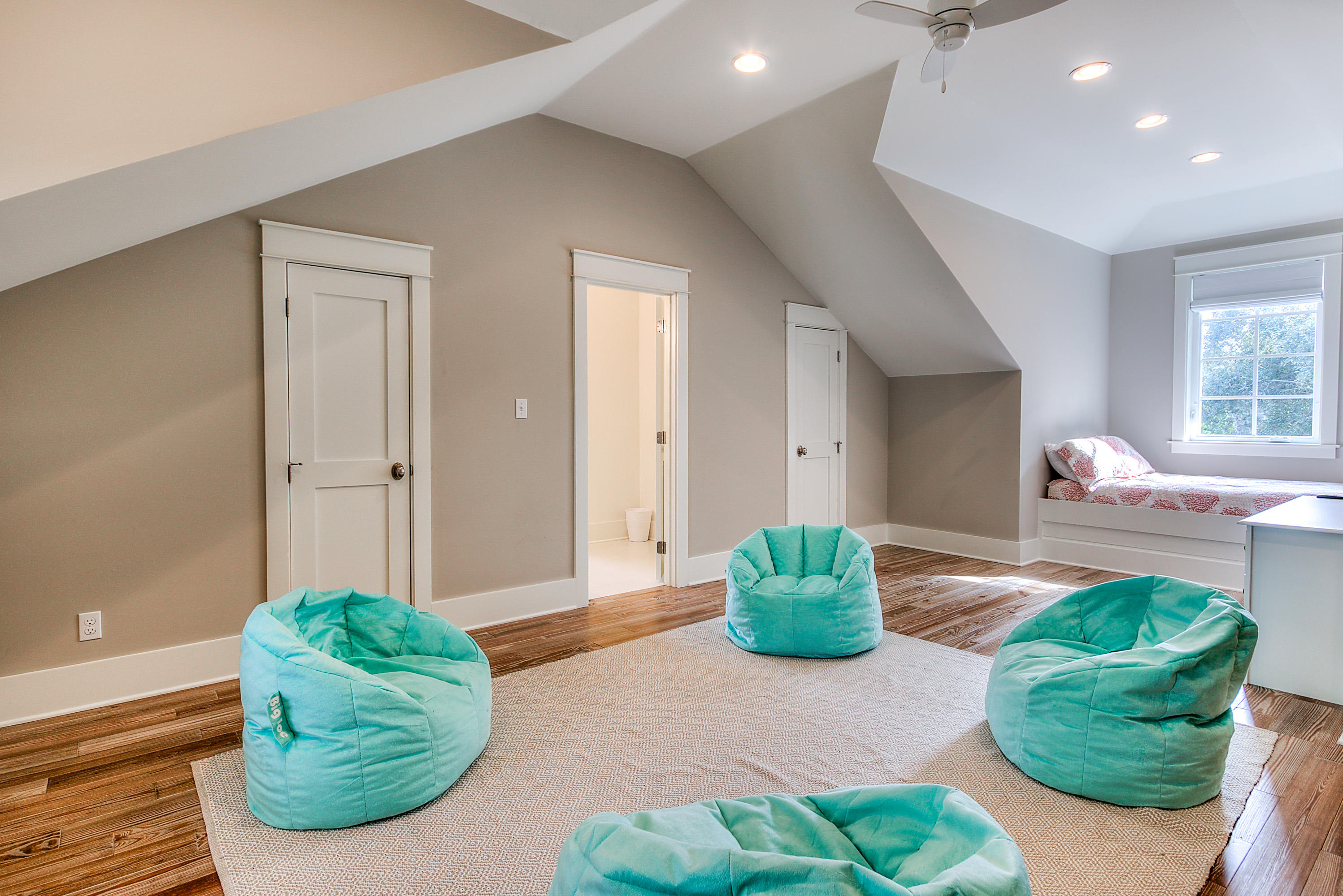 SEACREST - Residential