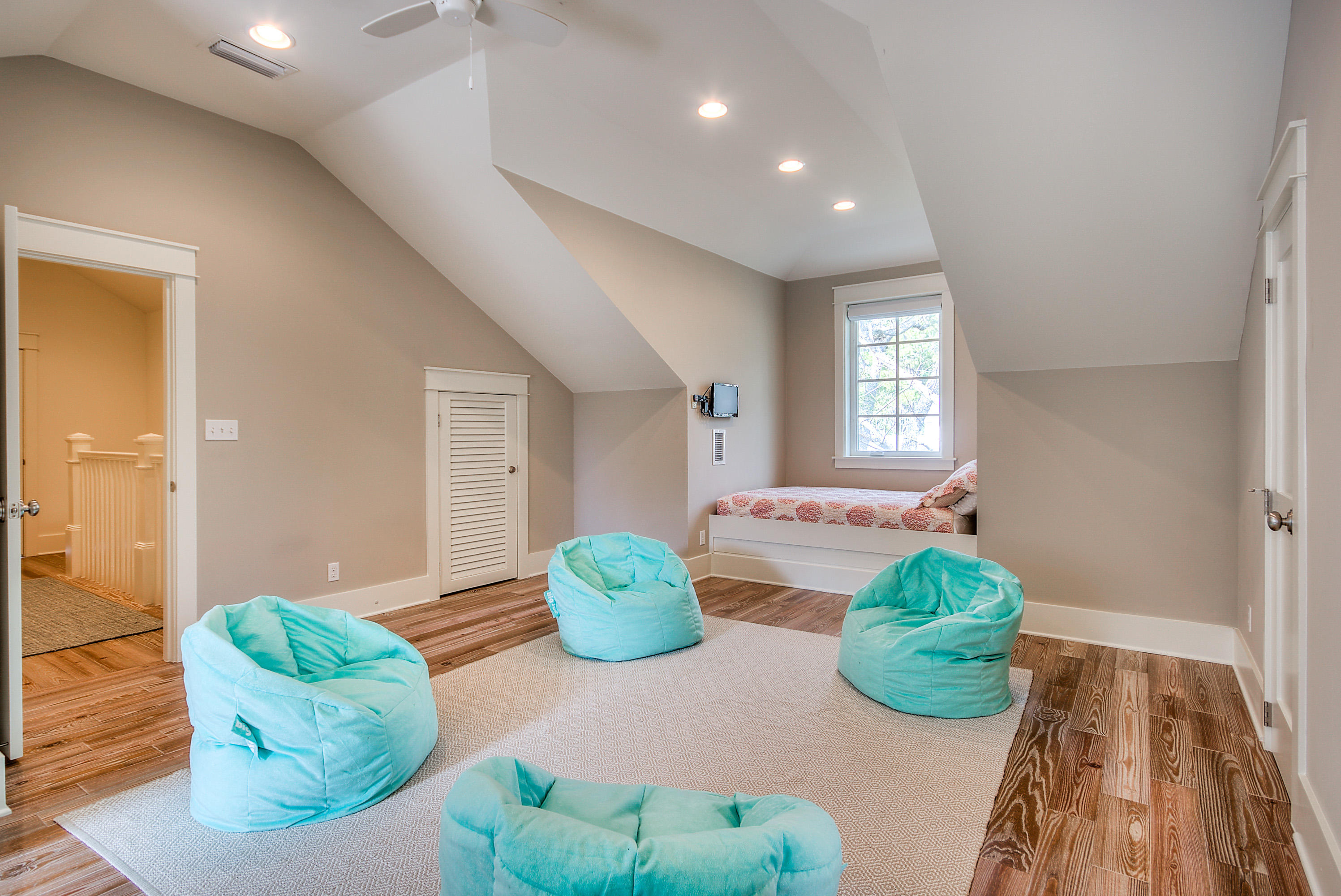 SEACREST - Residential