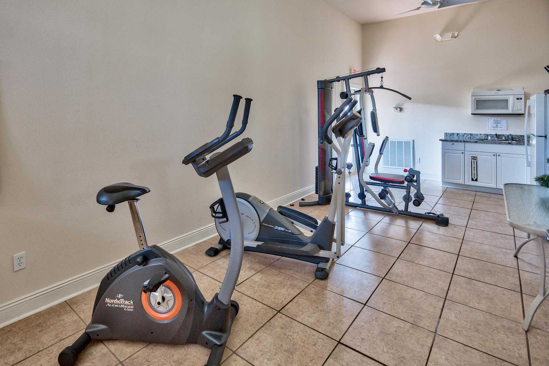 LAKESIDE AT BLUE MOUNTAIN BEACH - Residential