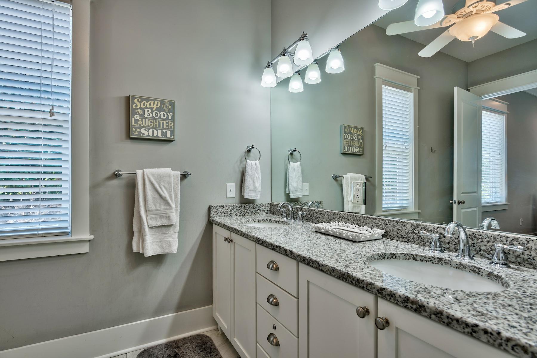 LAKESIDE AT BLUE MOUNTAIN BEACH - Residential