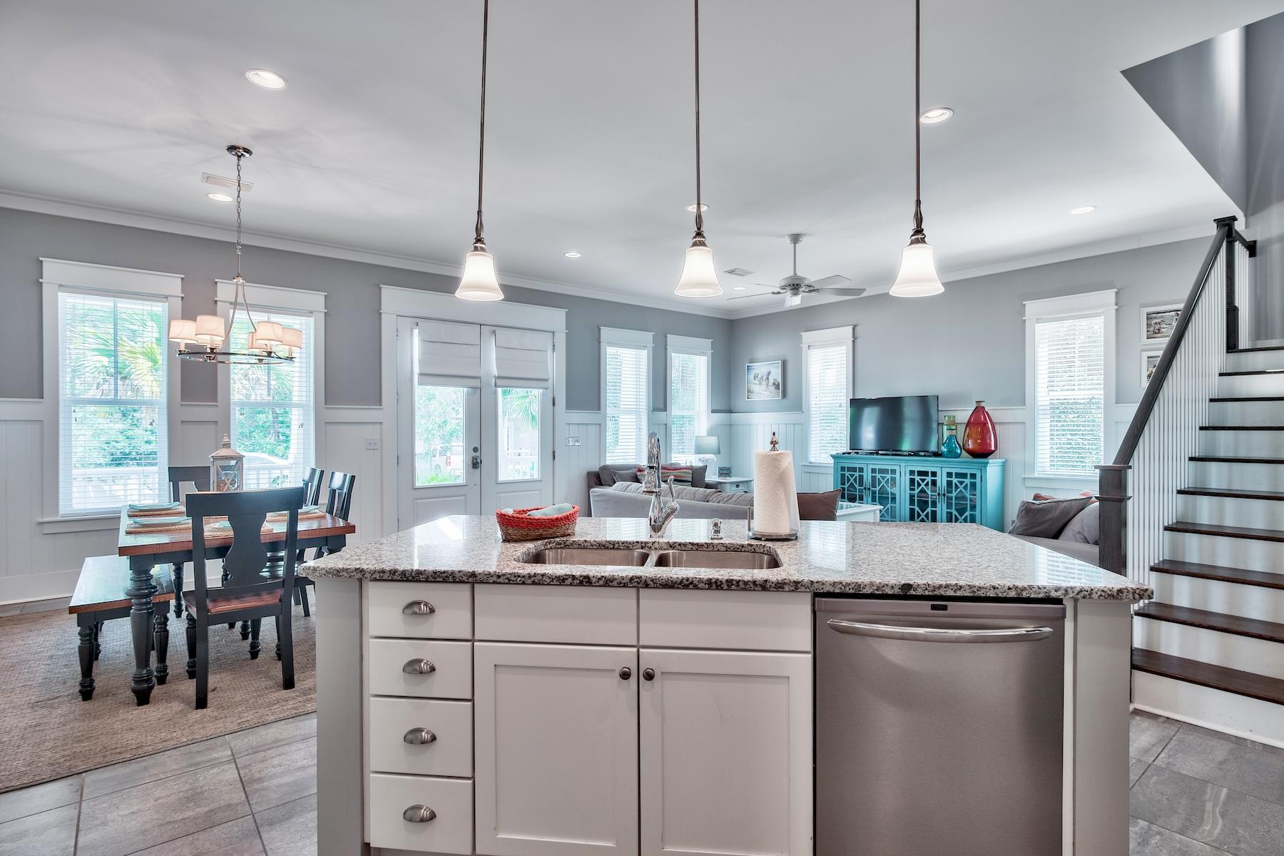 LAKESIDE AT BLUE MOUNTAIN BEACH - Residential