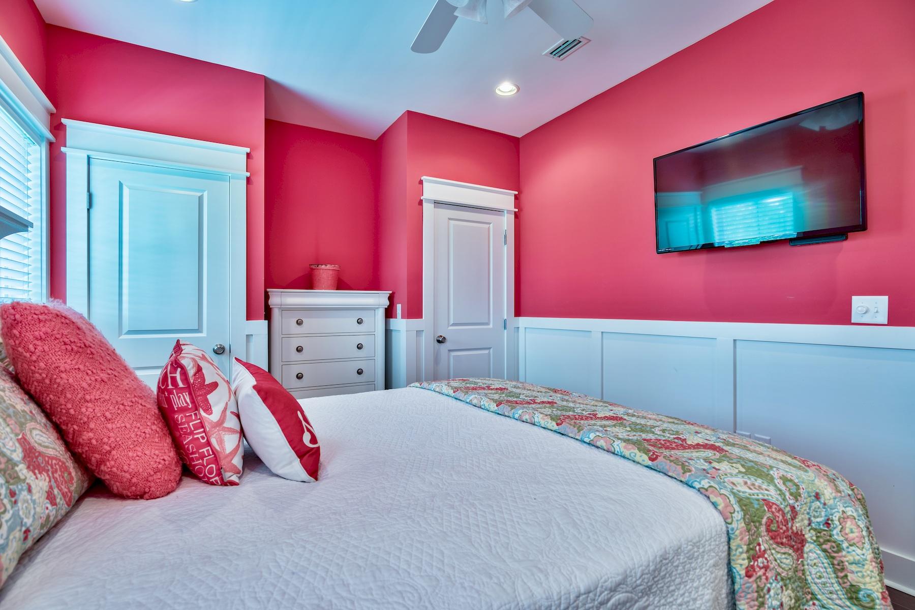 LAKESIDE AT BLUE MOUNTAIN BEACH - Residential