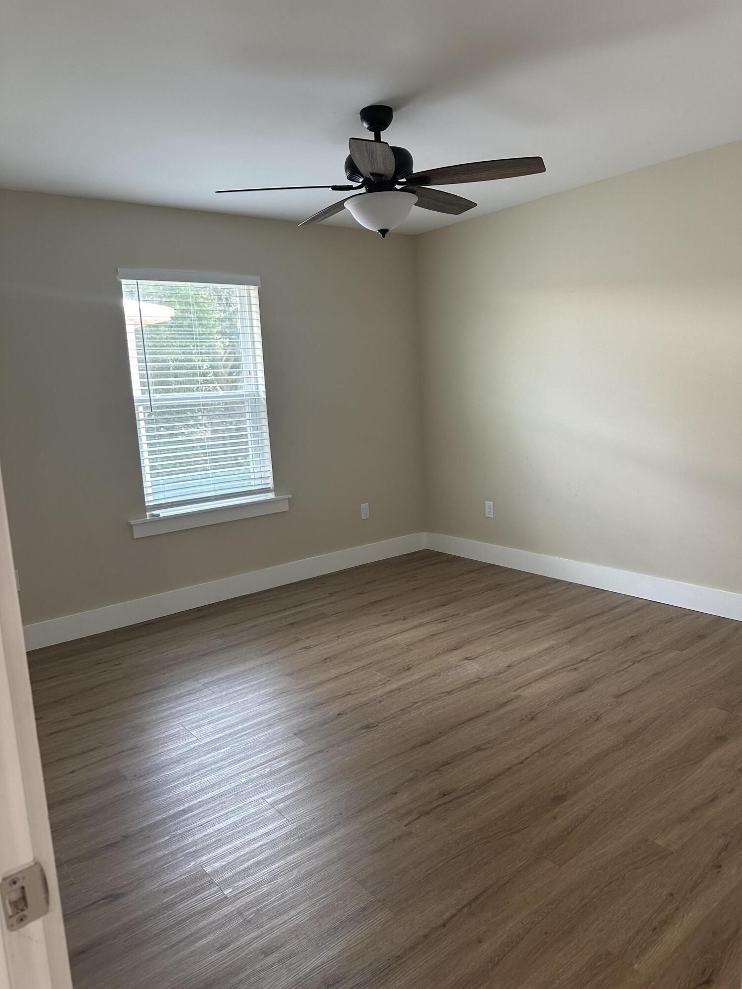 CALHOUN S/D DESTIN RE S/D PART BLK D LOTS 2 & 3 BL - Residential Lease