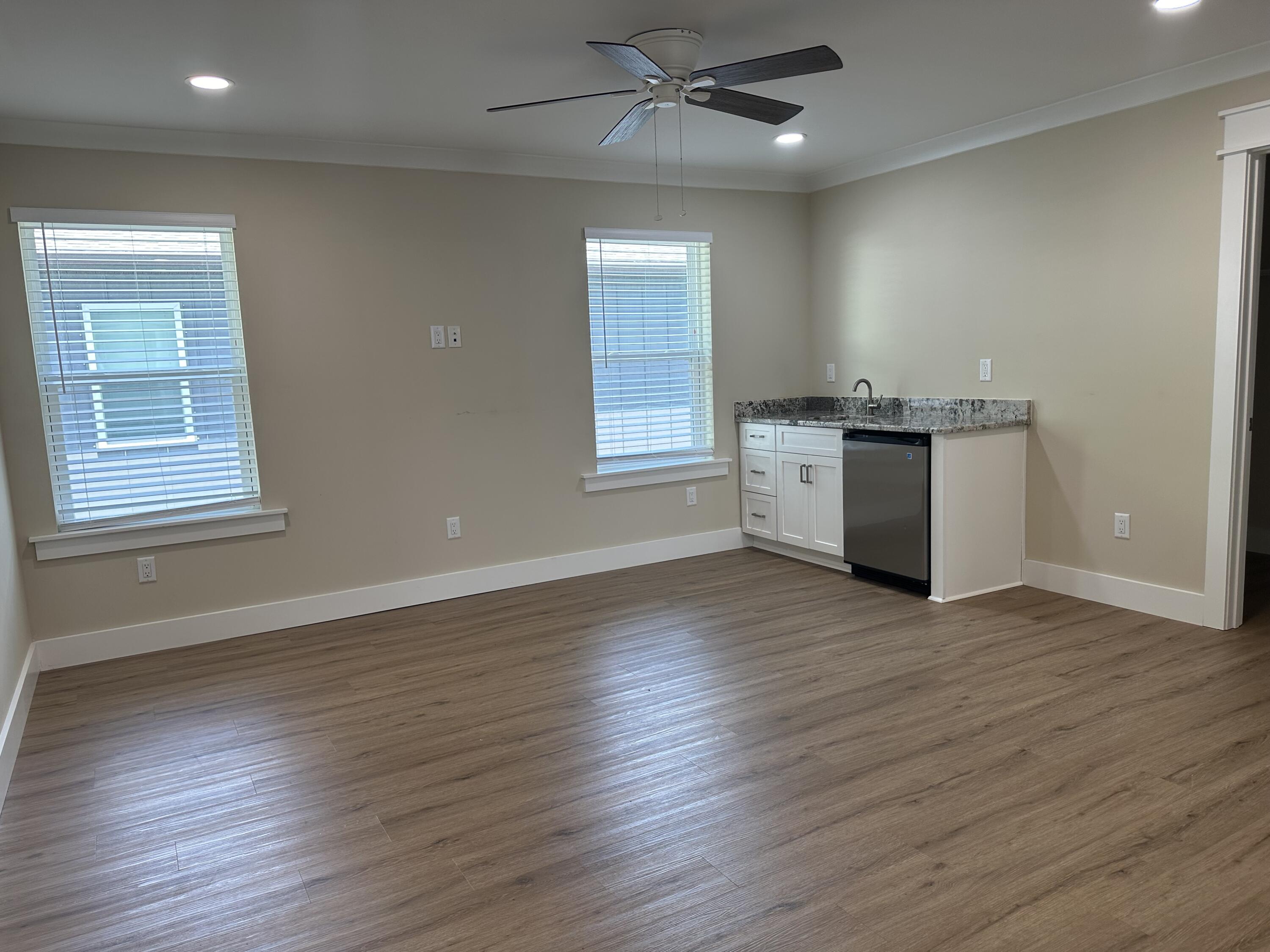 CALHOUN S/D DESTIN RE S/D PART BLK D LOTS 2 & 3 BL - Residential Lease