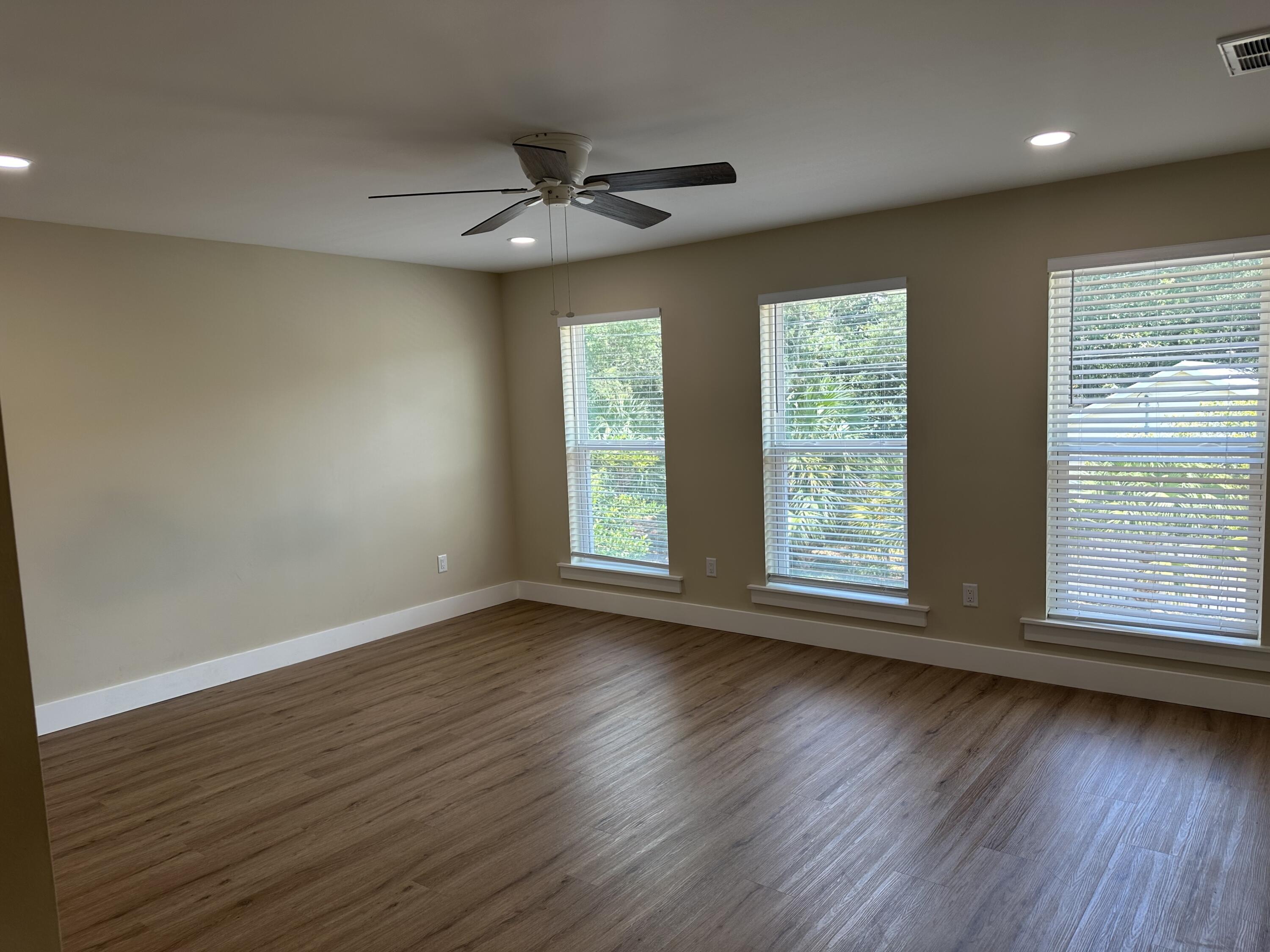 CALHOUN S/D DESTIN RE S/D PART BLK D LOTS 2 & 3 BL - Residential Lease