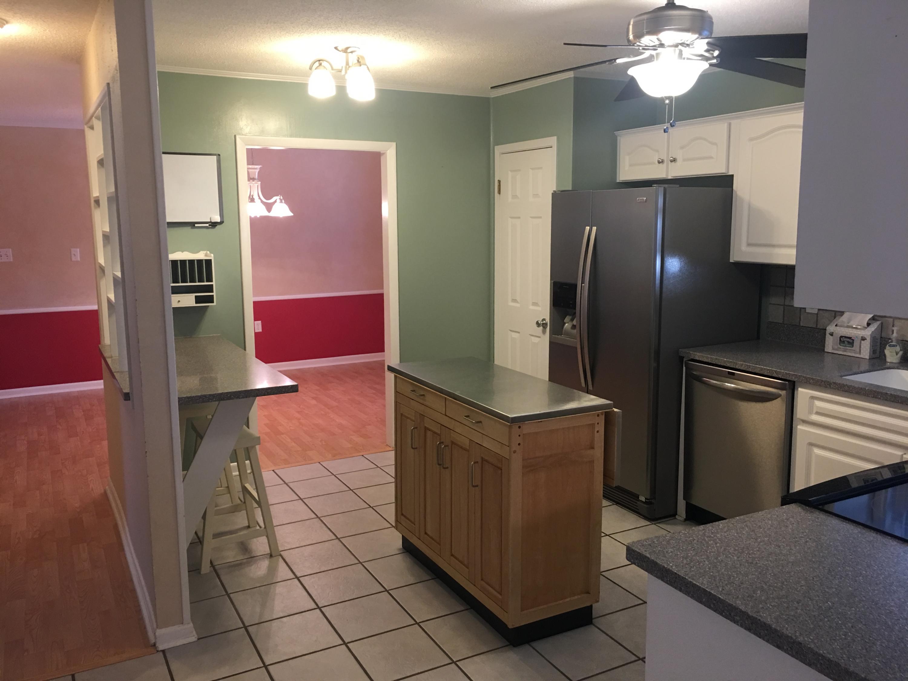 SHERWOOD FOREST - Residential Lease