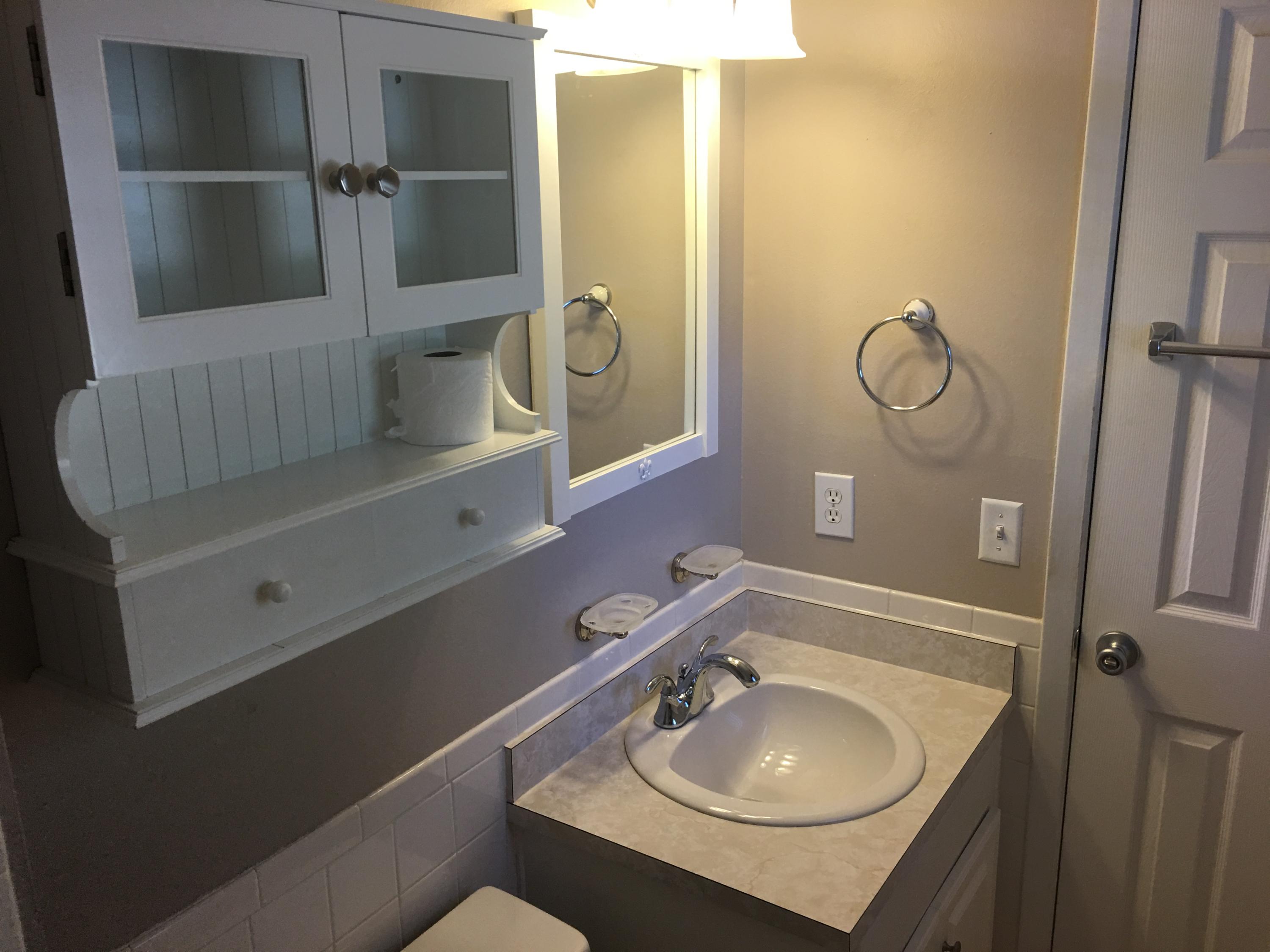 SHERWOOD FOREST - Residential Lease