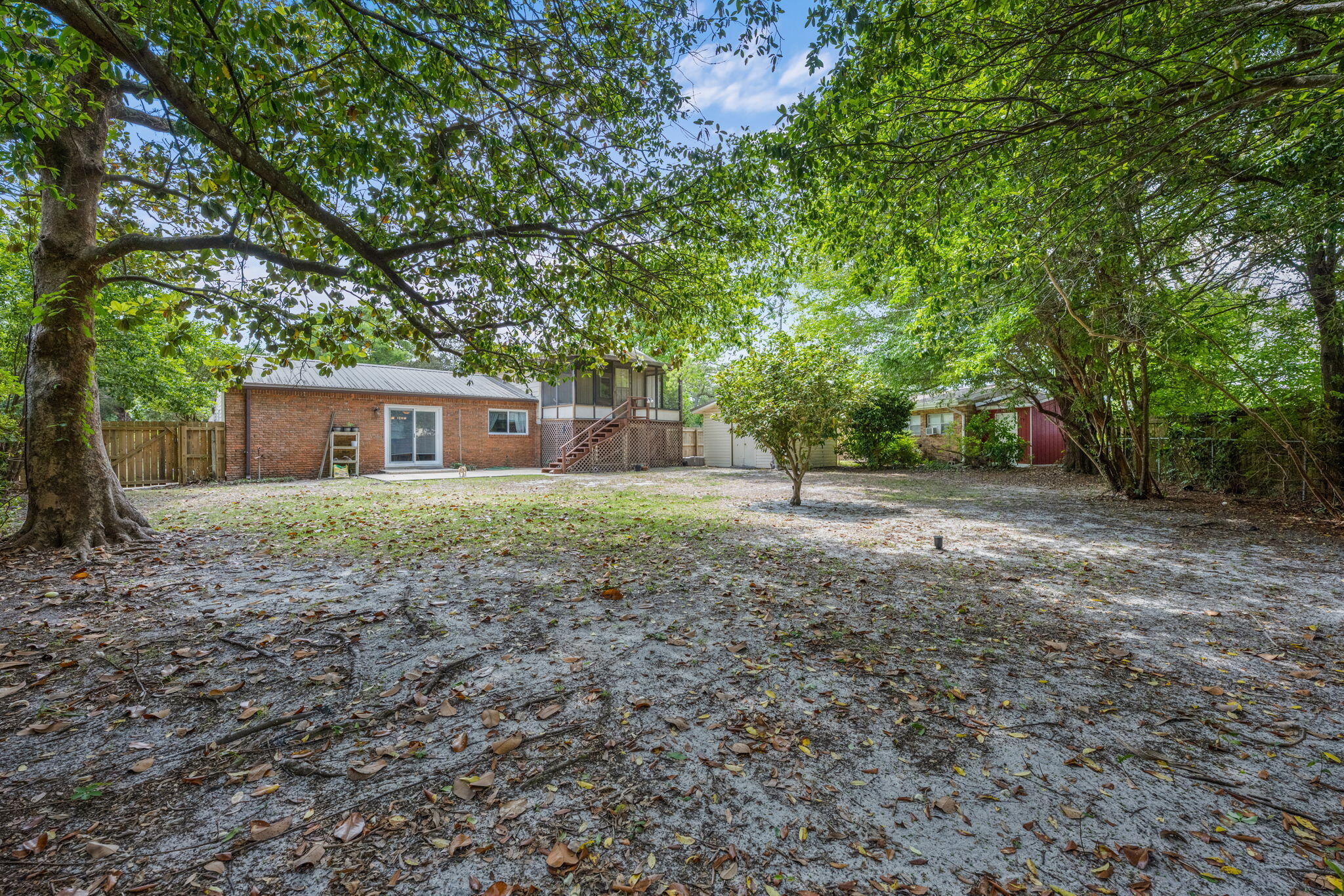 BAYOU WOODS - Residential
