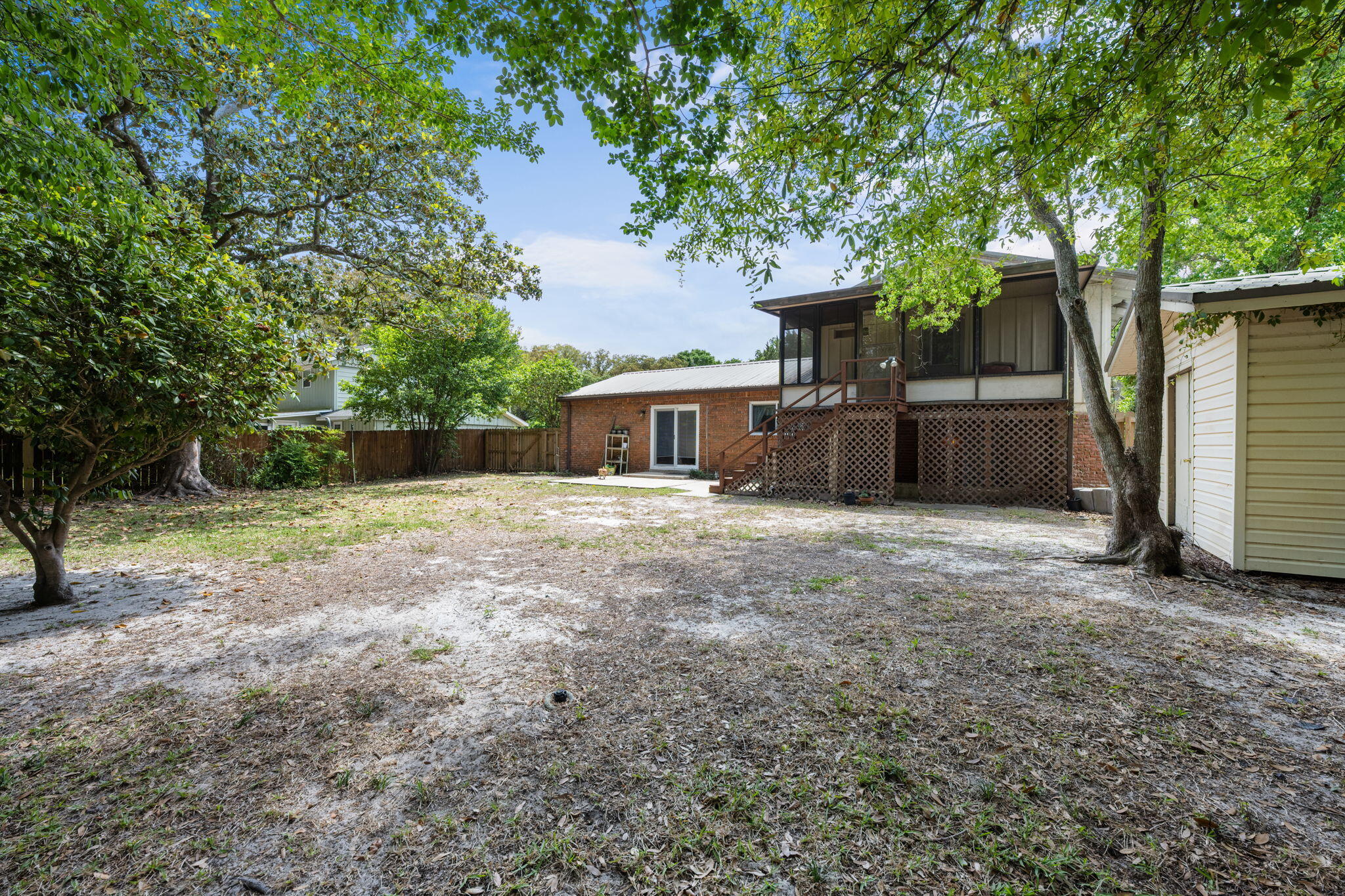 BAYOU WOODS - Residential