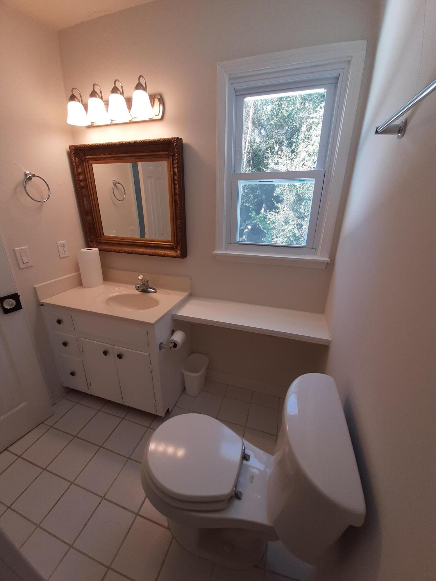 WHISPER BAY 1ST ADDN - Residential