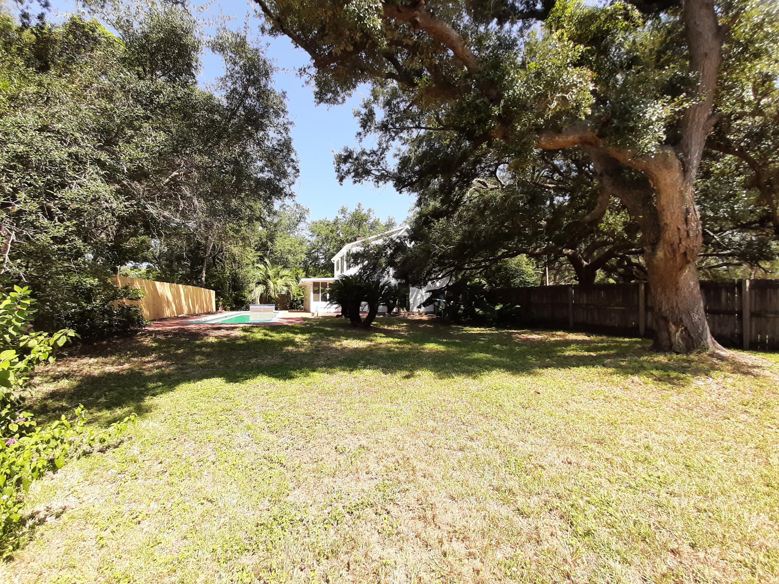 WHISPER BAY 1ST ADDN - Residential