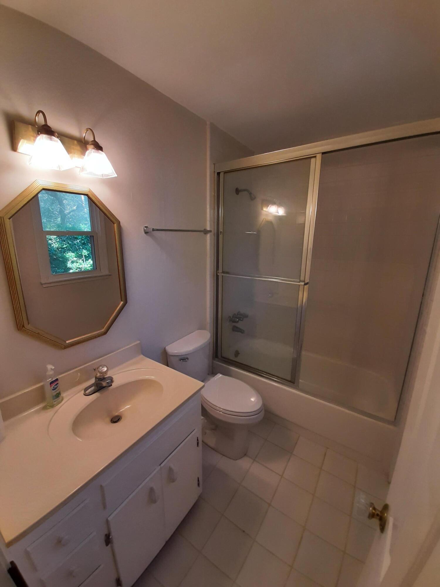 WHISPER BAY 1ST ADDN - Residential