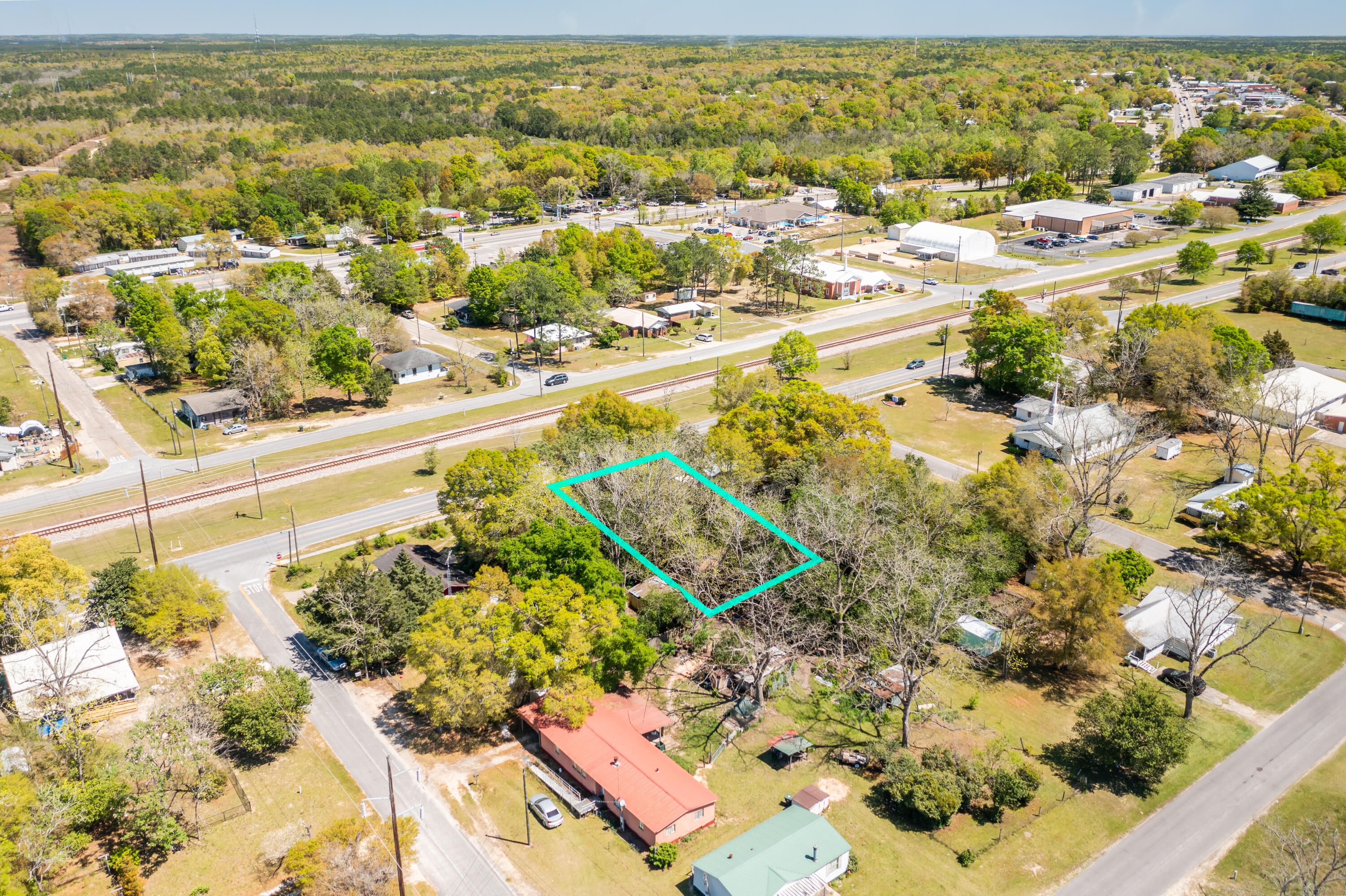 TOWN OF DEFUNIAK SPRINGS - Land