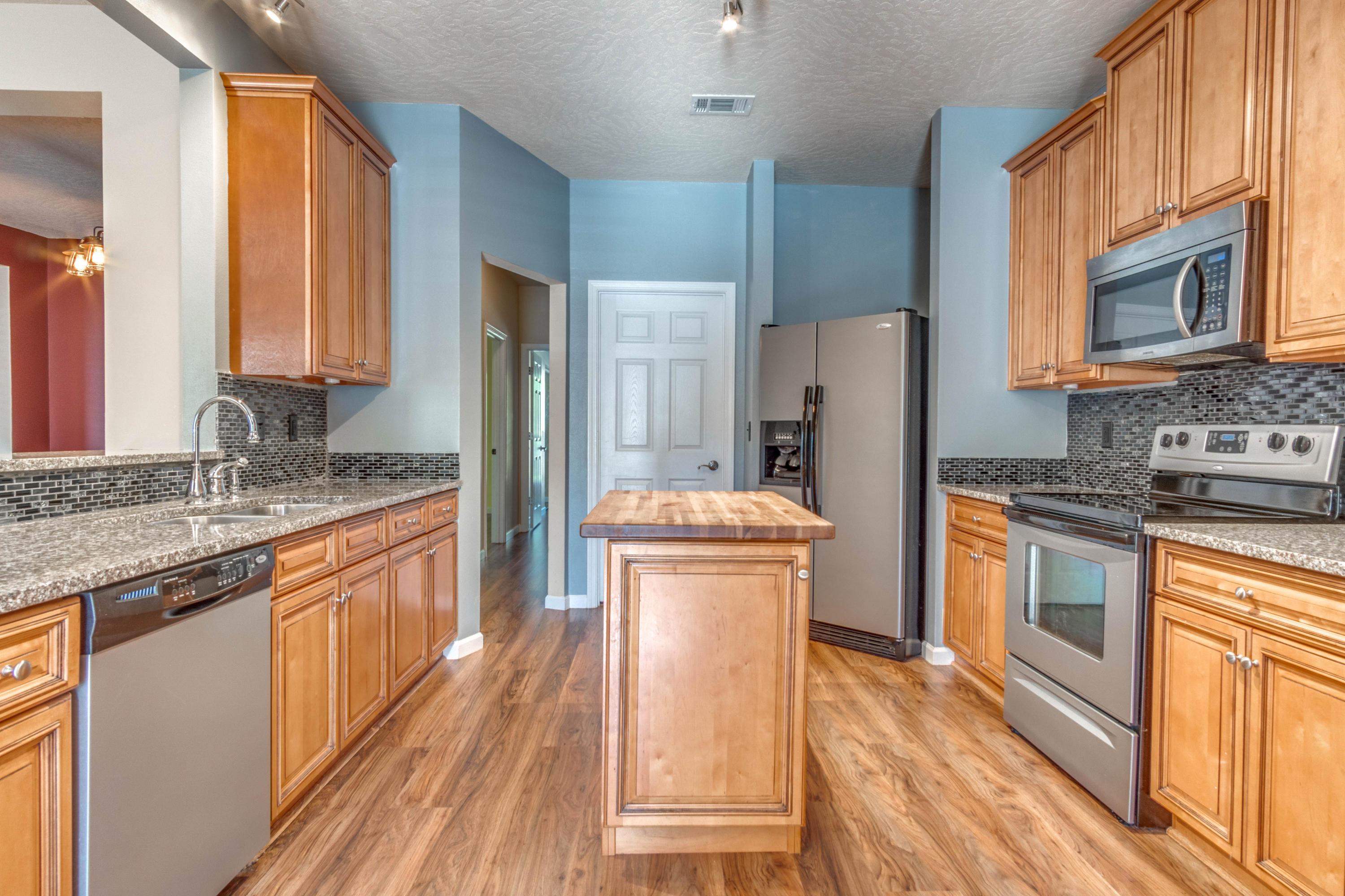 DUGGAN POND ESTATES - Residential