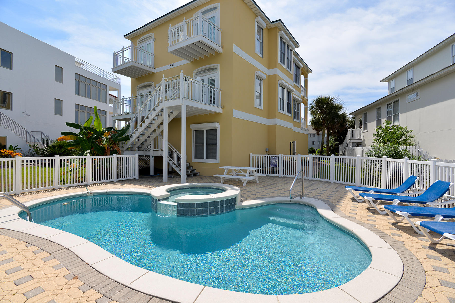 SEAWINDS S/D - Residential