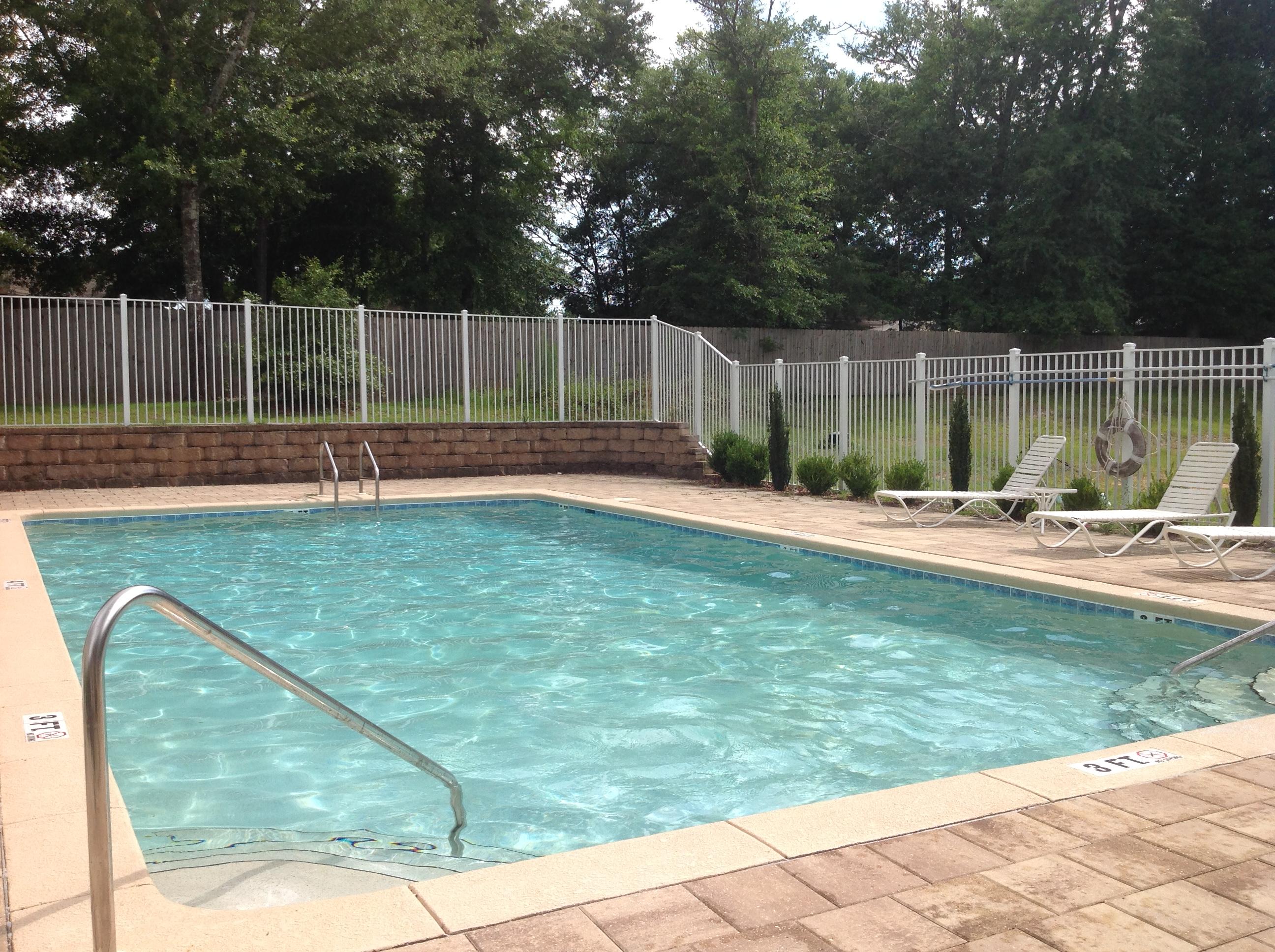 ARBOR LAKE PHASE 1 - Residential Lease