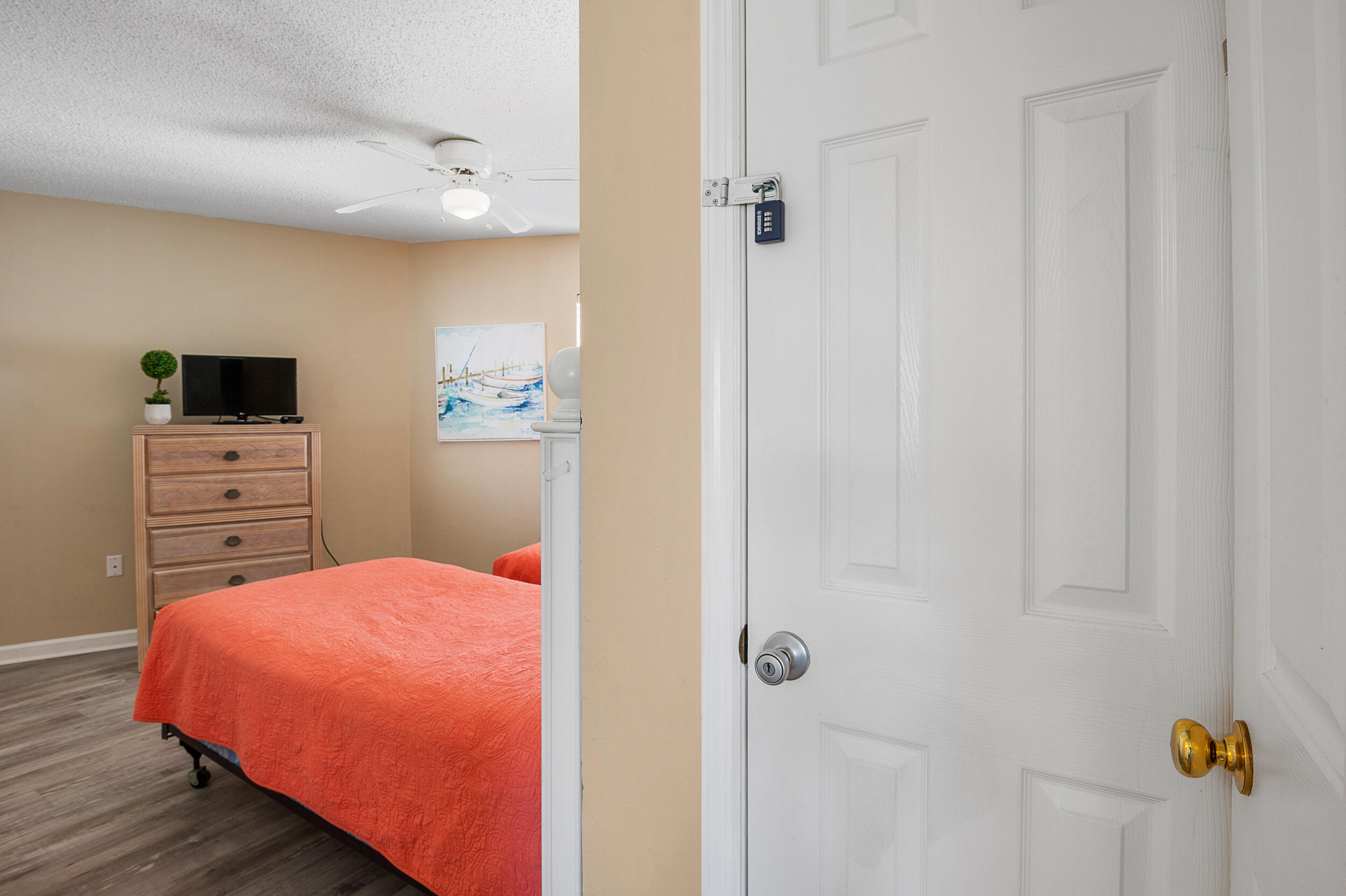 CRYSTAL VILLAGE 2 CONDO PH 2 - Residential