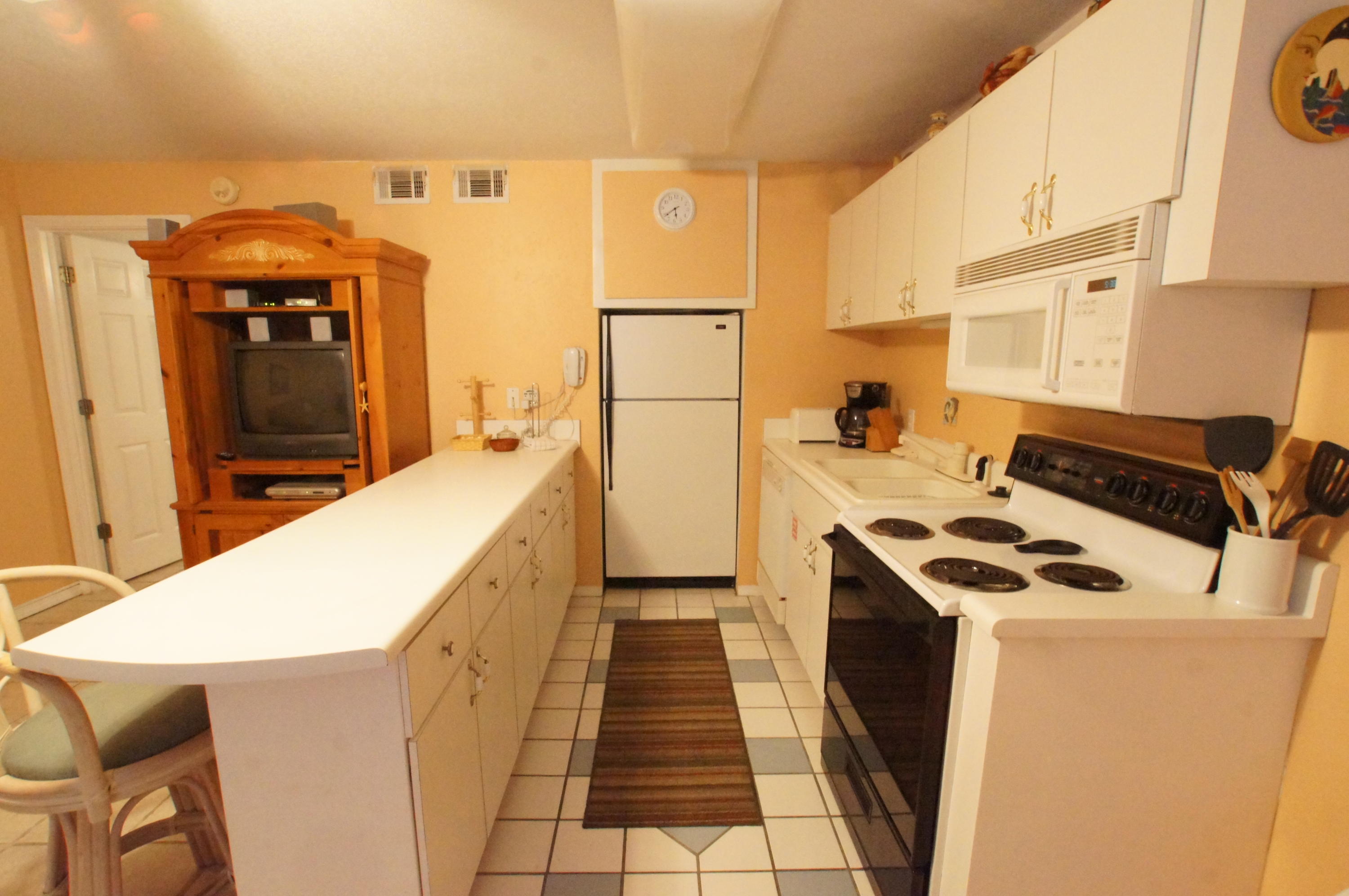 TROPICAL ISLE CONDO - Residential