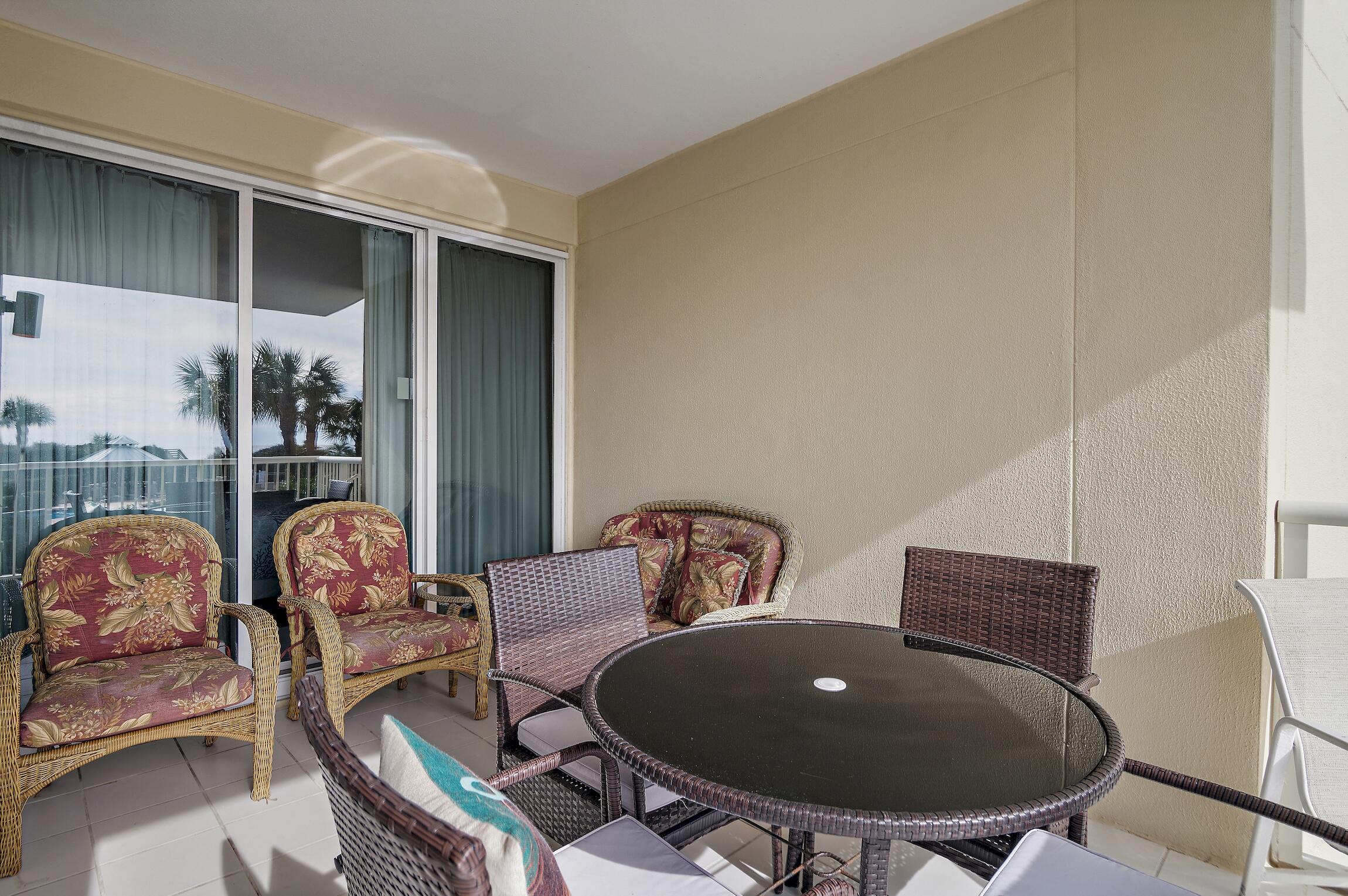 CRESCENT AT MIRAMAR BEACH THE - Residential