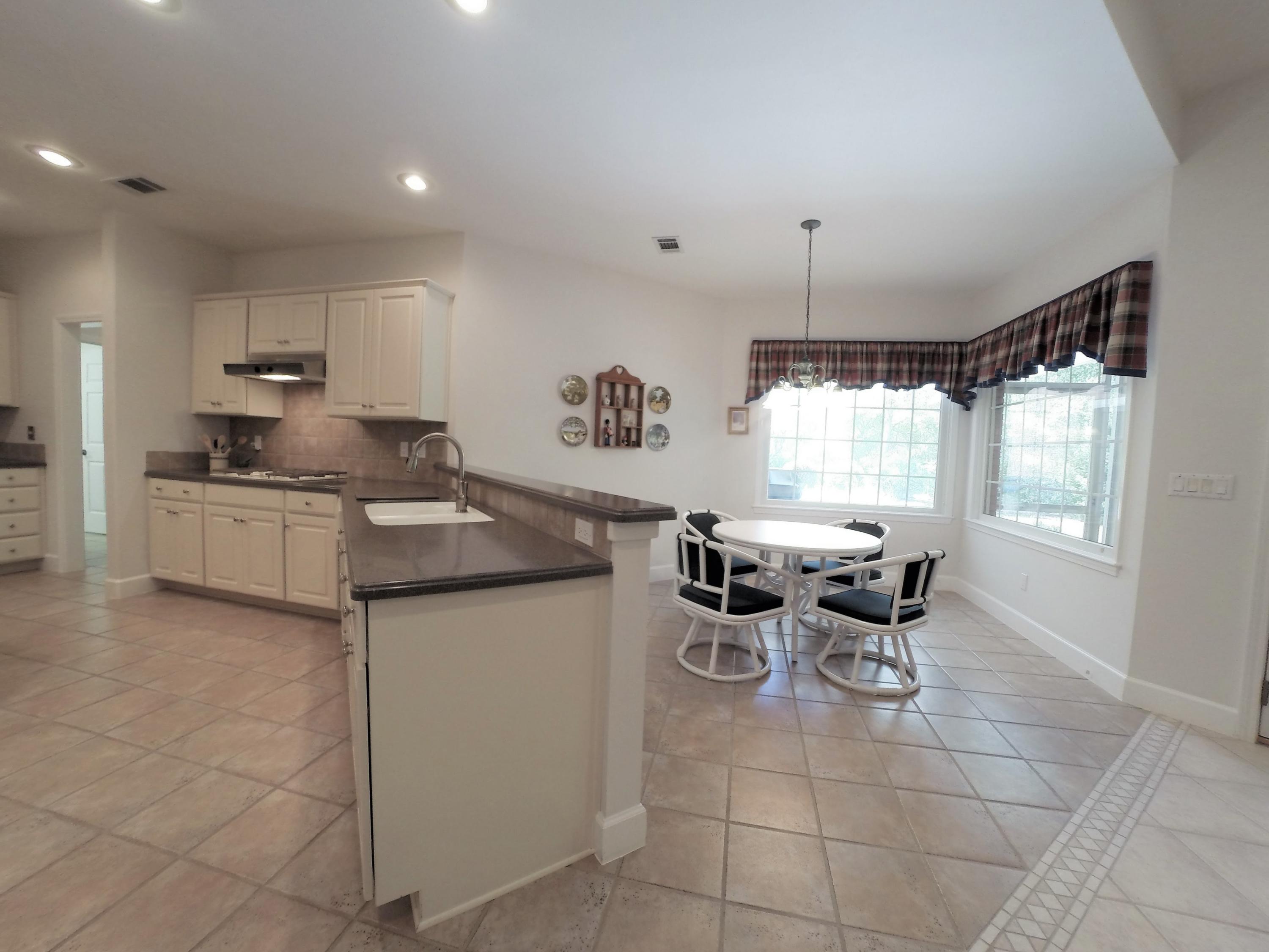 ROCKY BAYOU ESTATES 01 - Residential