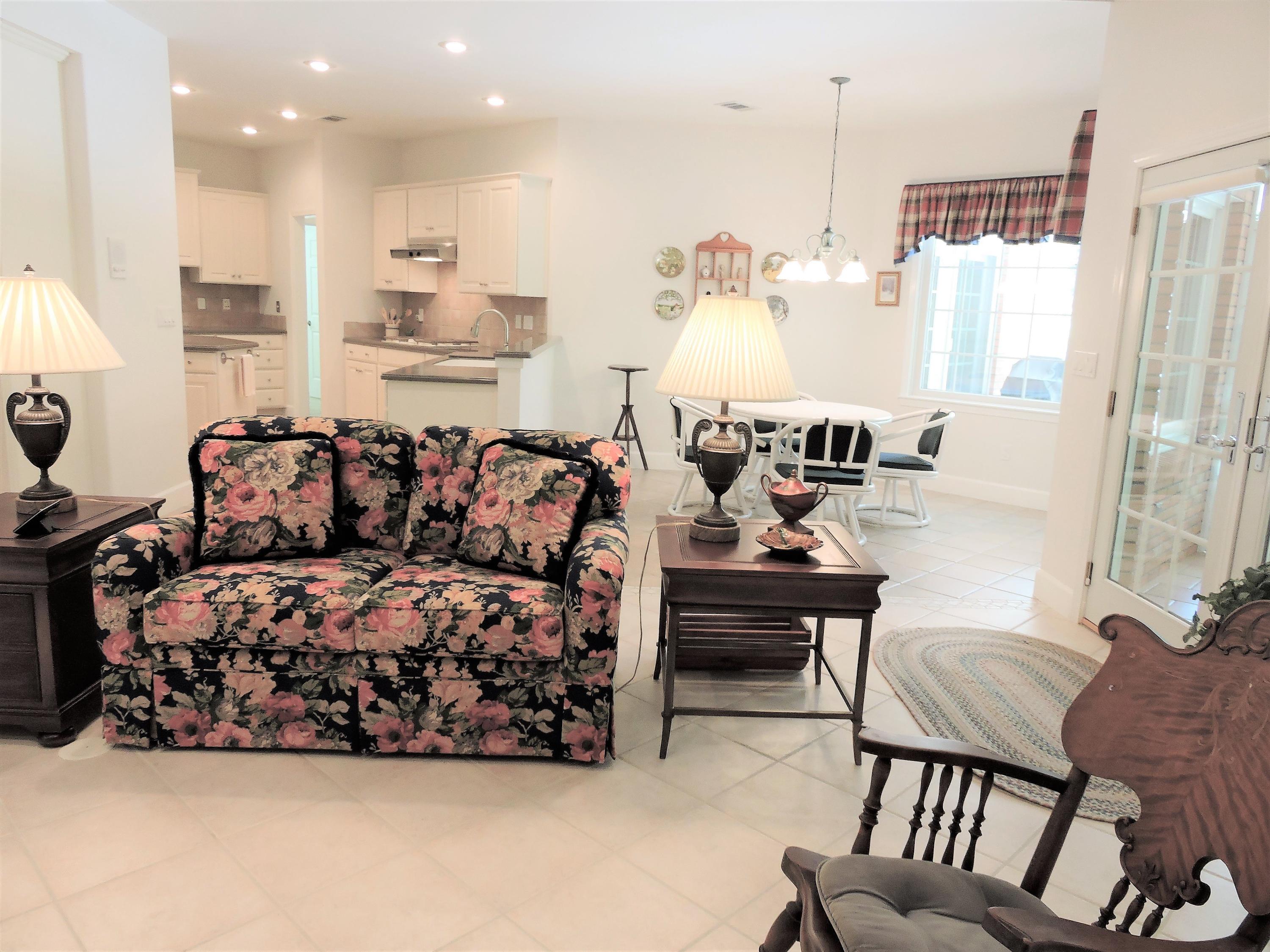 ROCKY BAYOU ESTATES 01 - Residential