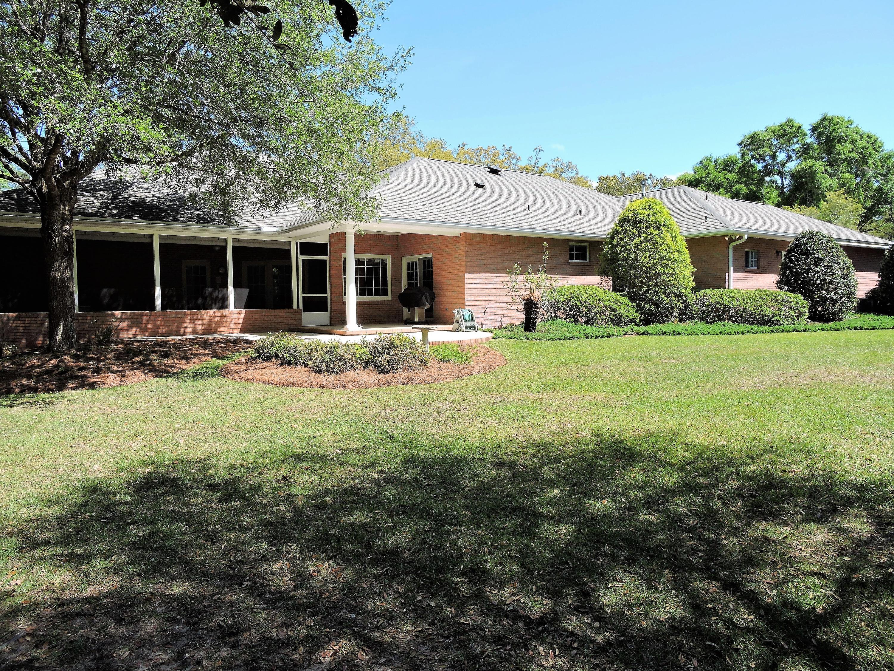 ROCKY BAYOU ESTATES 01 - Residential