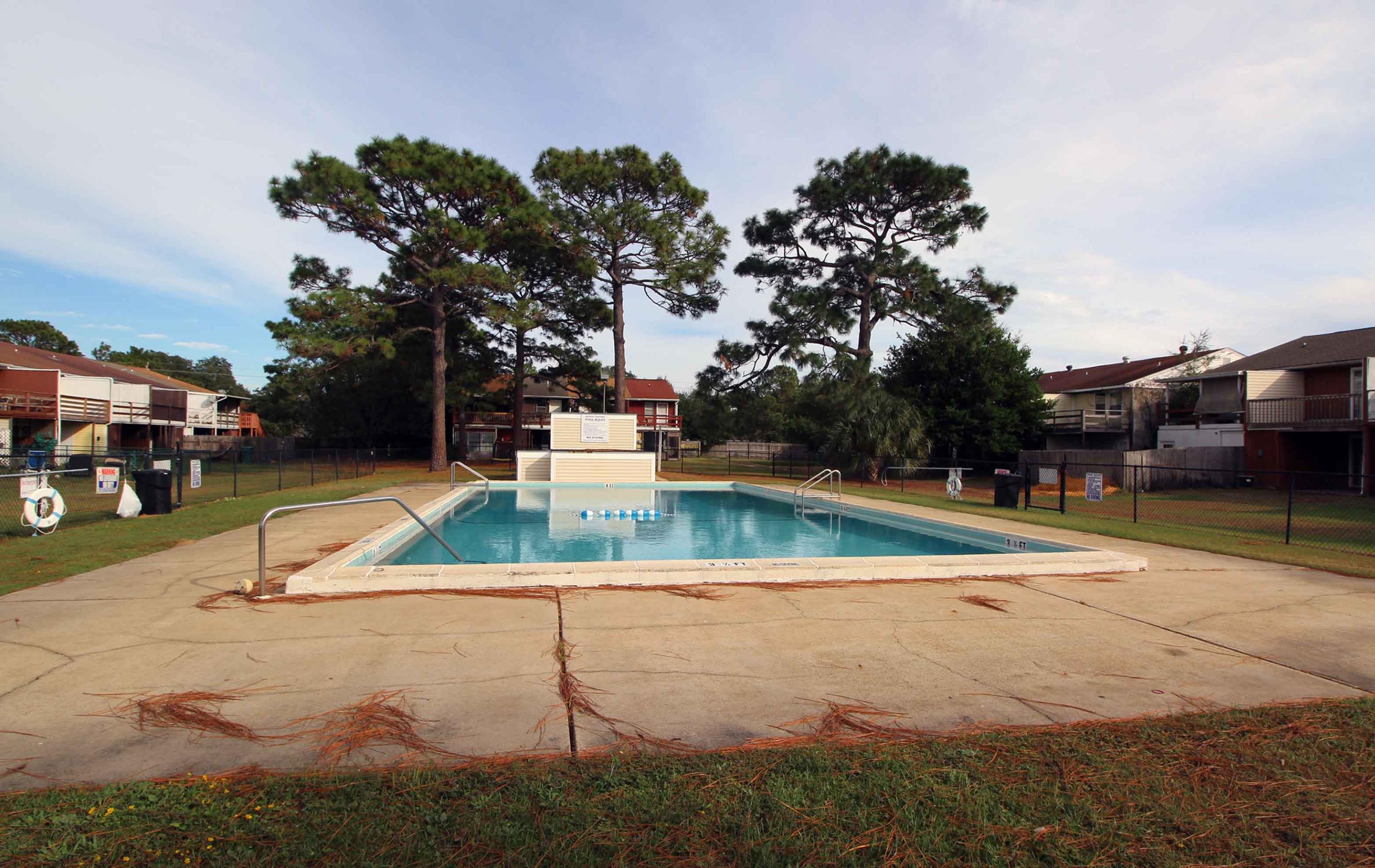 PORT DIXIE COM - Residential