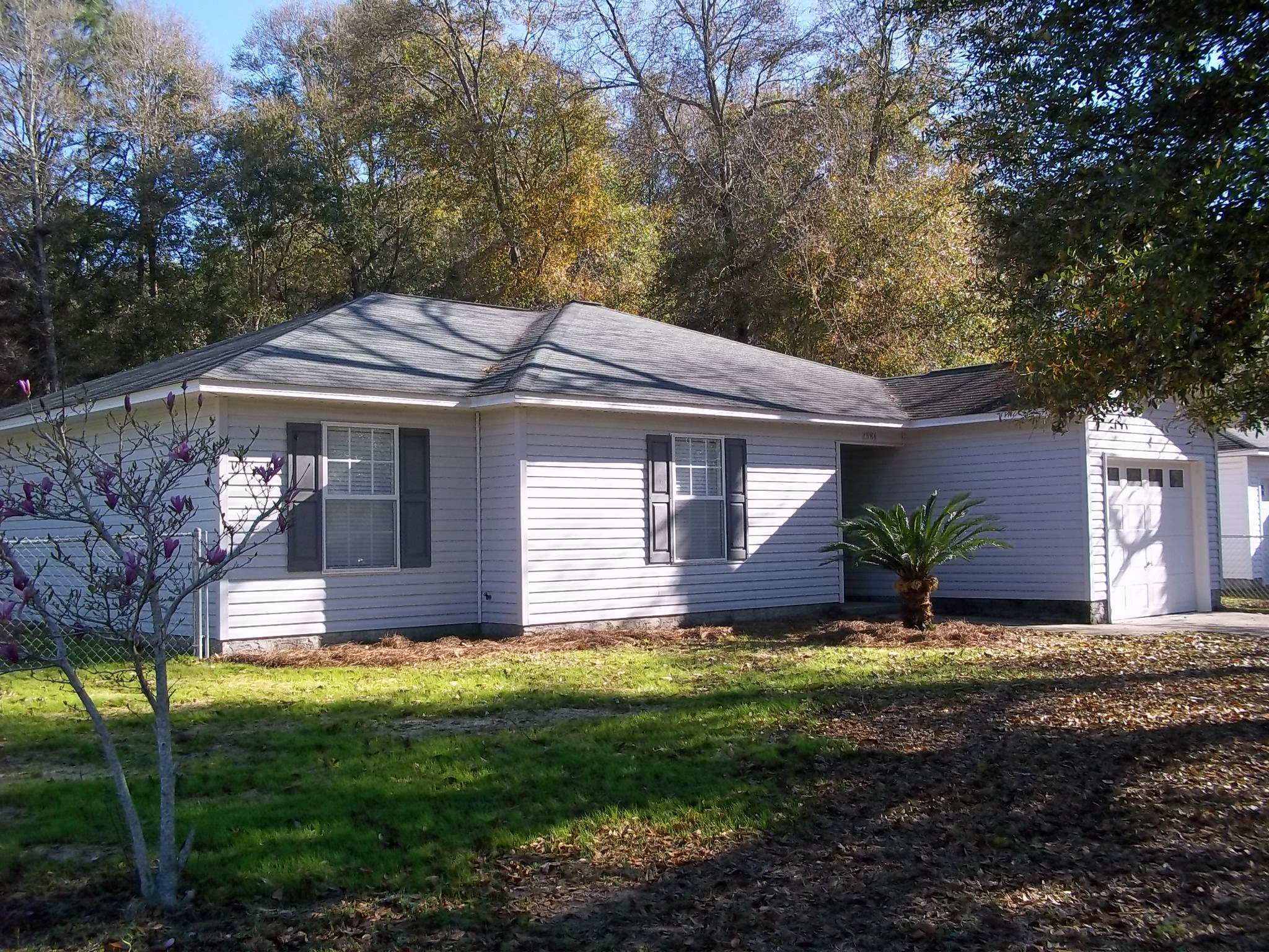 OAKDALE MINI FARMS RESUB LOT 11 - Residential