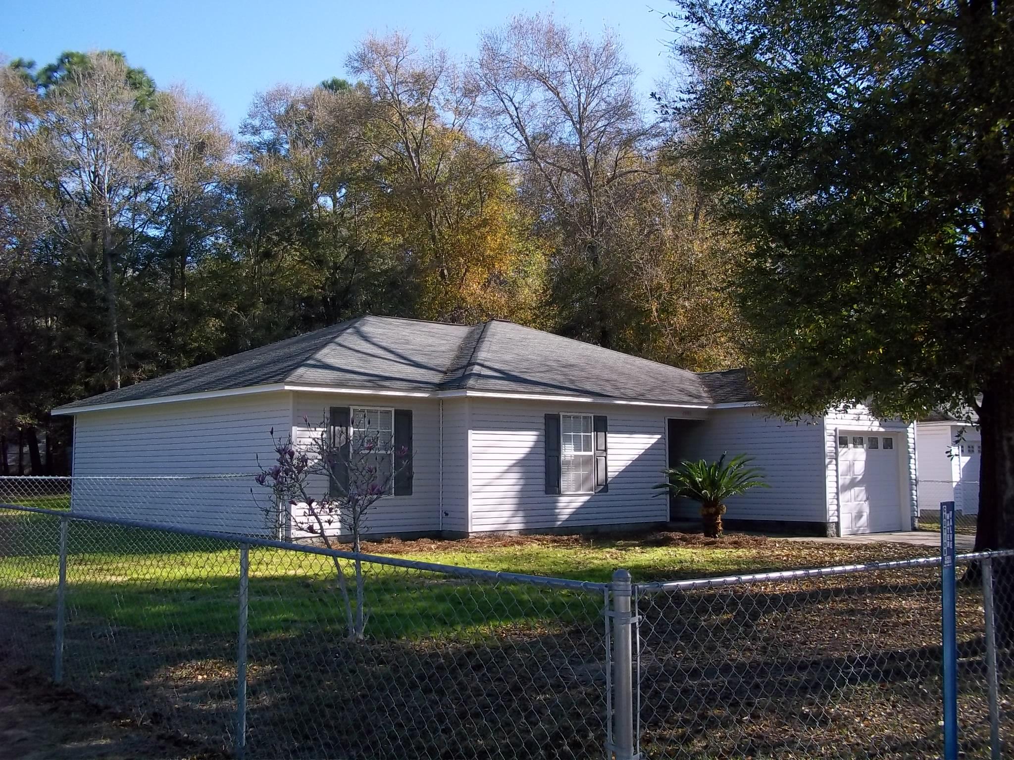 OAKDALE MINI FARMS RESUB LOT 11 - Residential