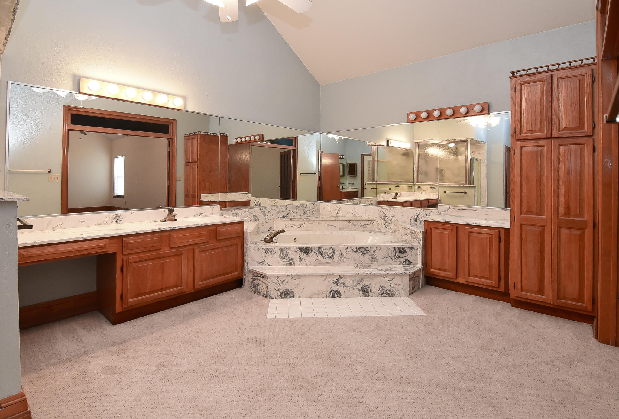 RAINTREE ESTATES #2 - Residential