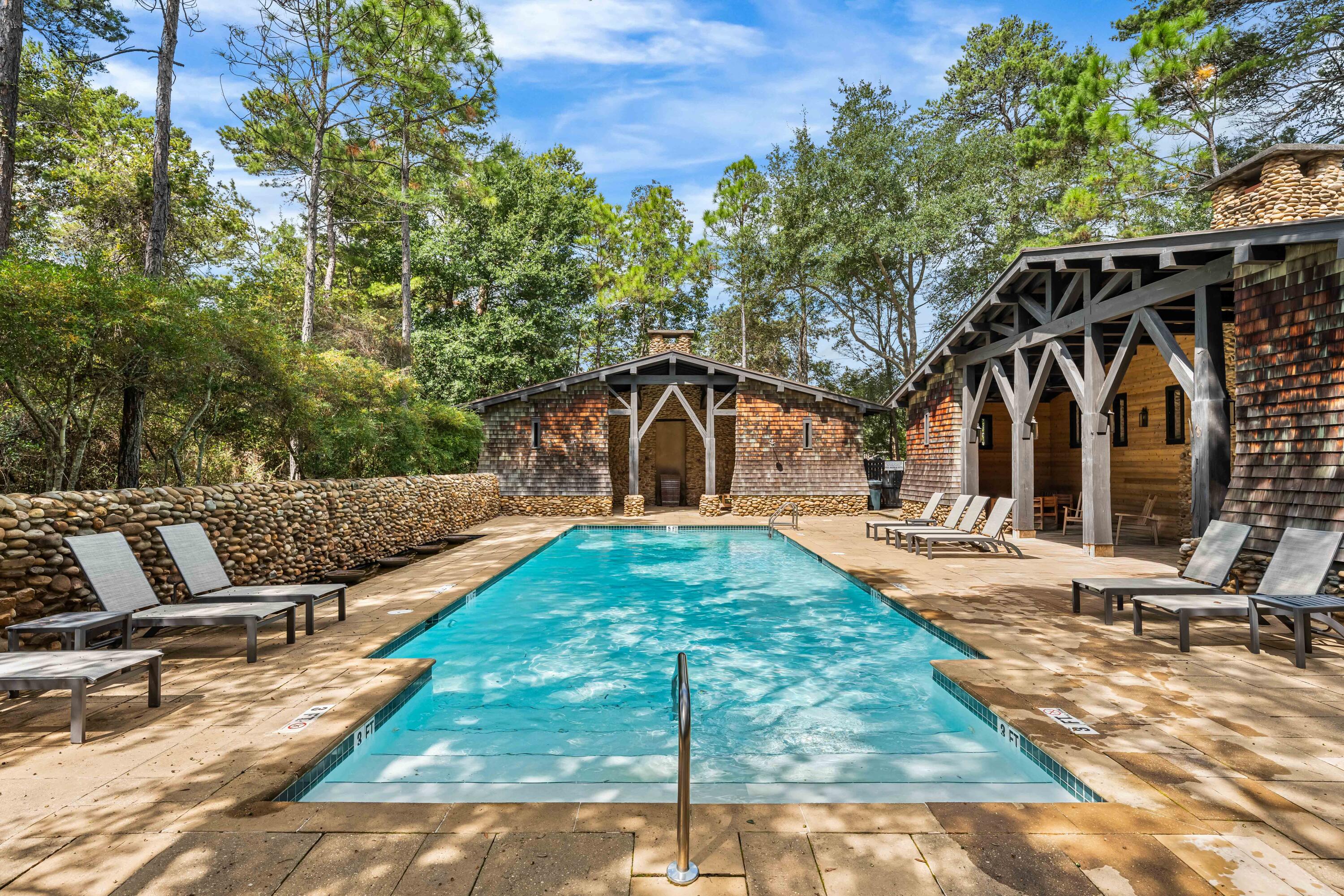 DRAPER LAKE COASTAL VILLAGE - Residential