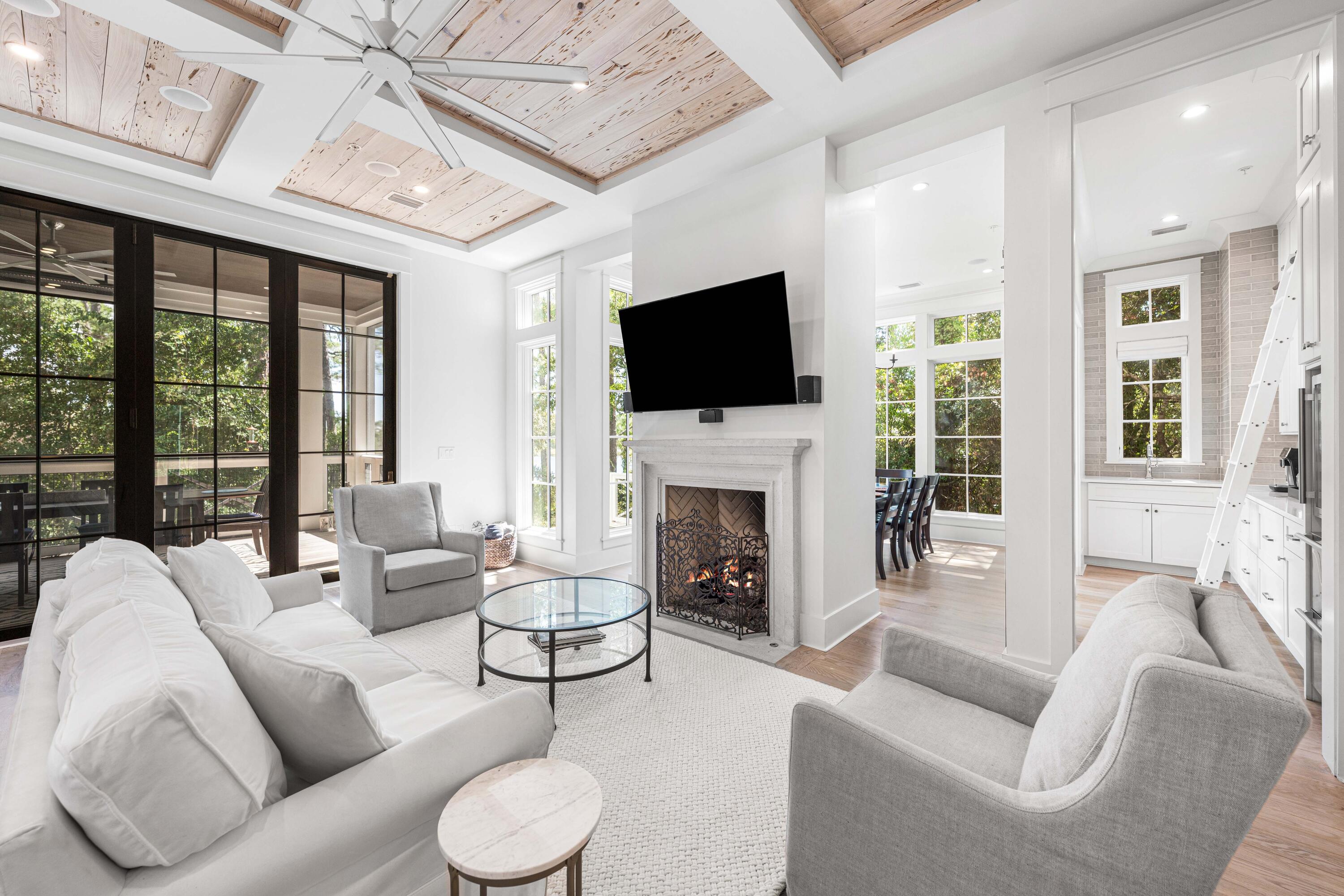 DRAPER LAKE COASTAL VILLAGE - Residential