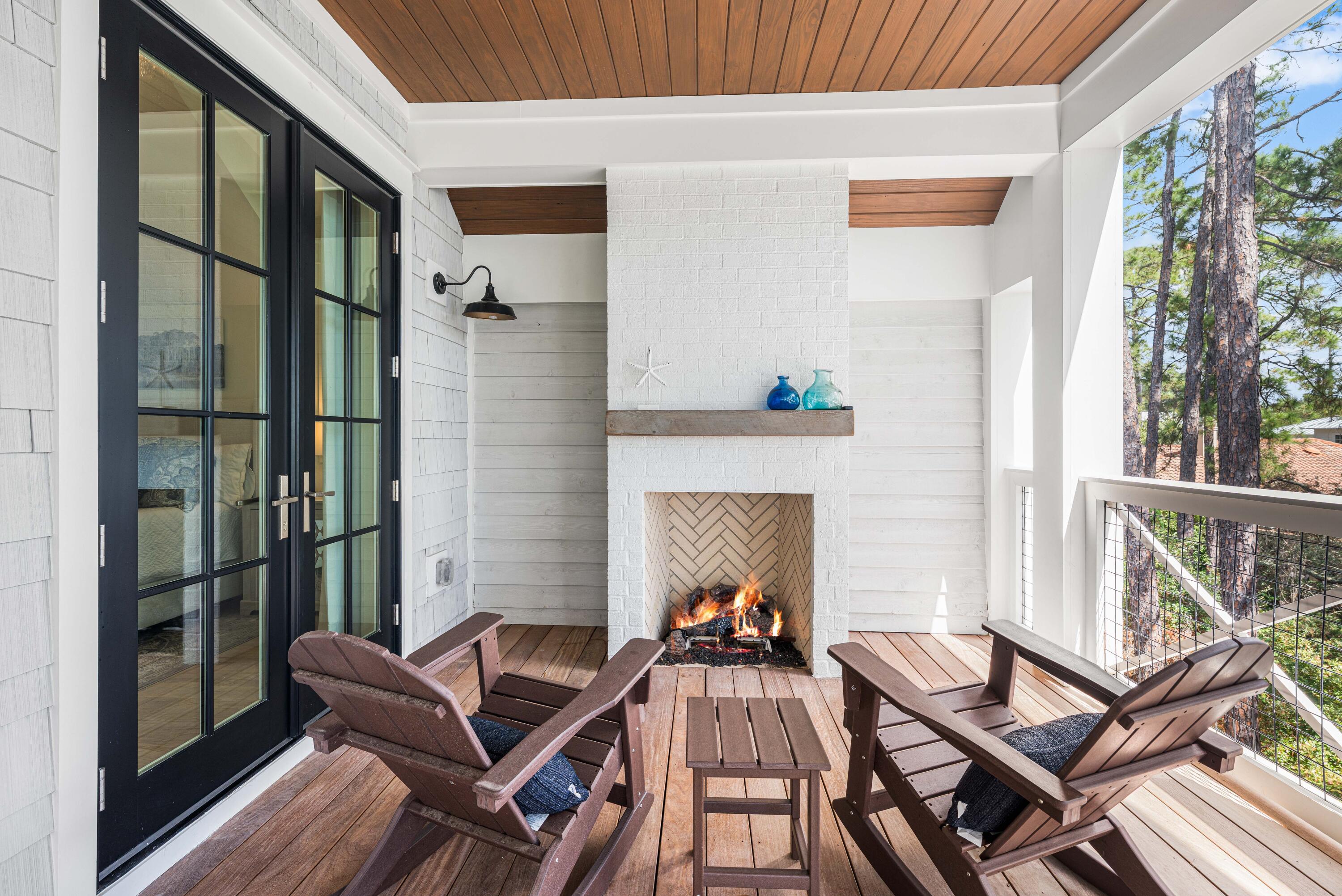 DRAPER LAKE COASTAL VILLAGE - Residential